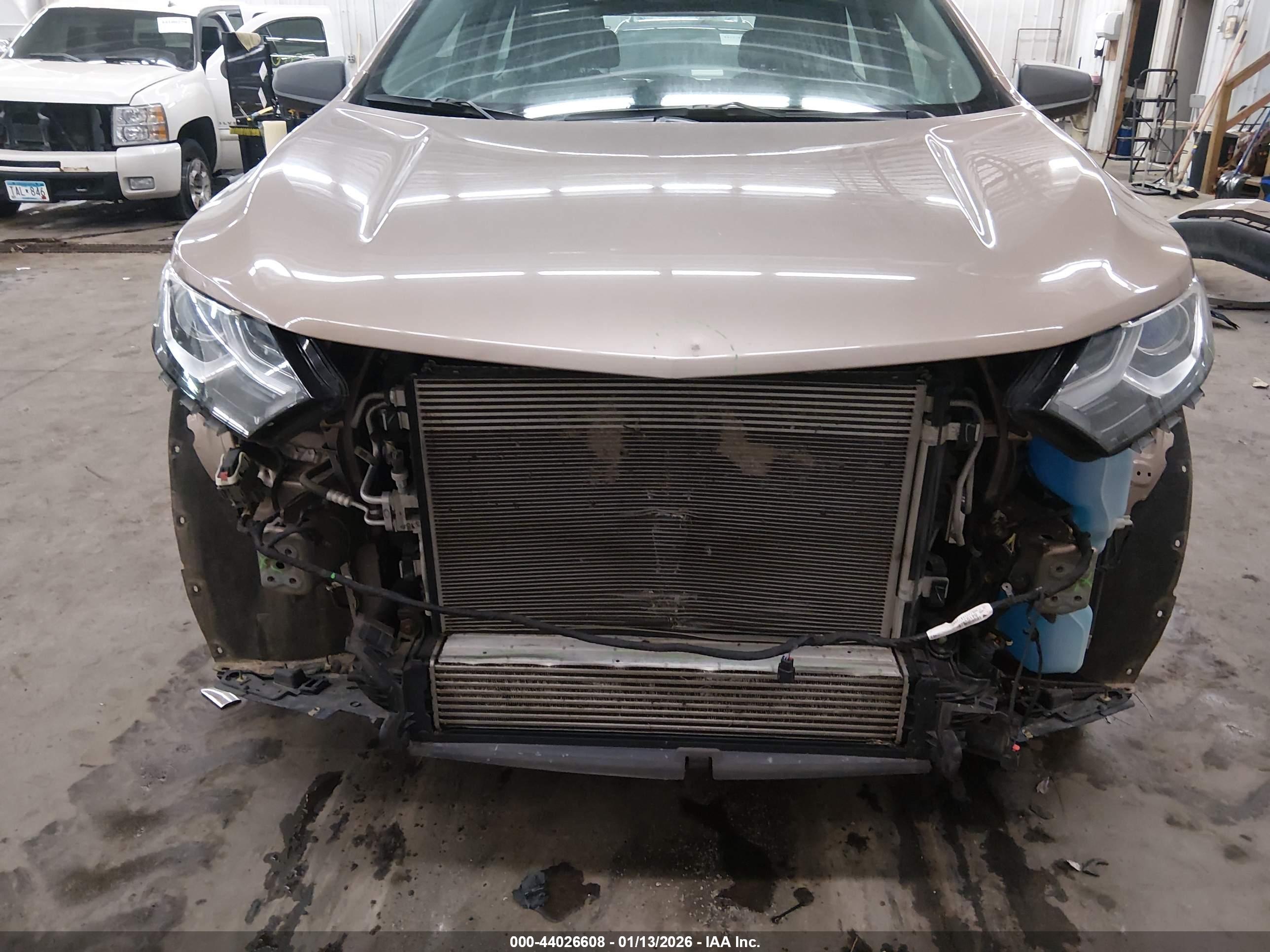 CHEVROLET EQUINOX image 6