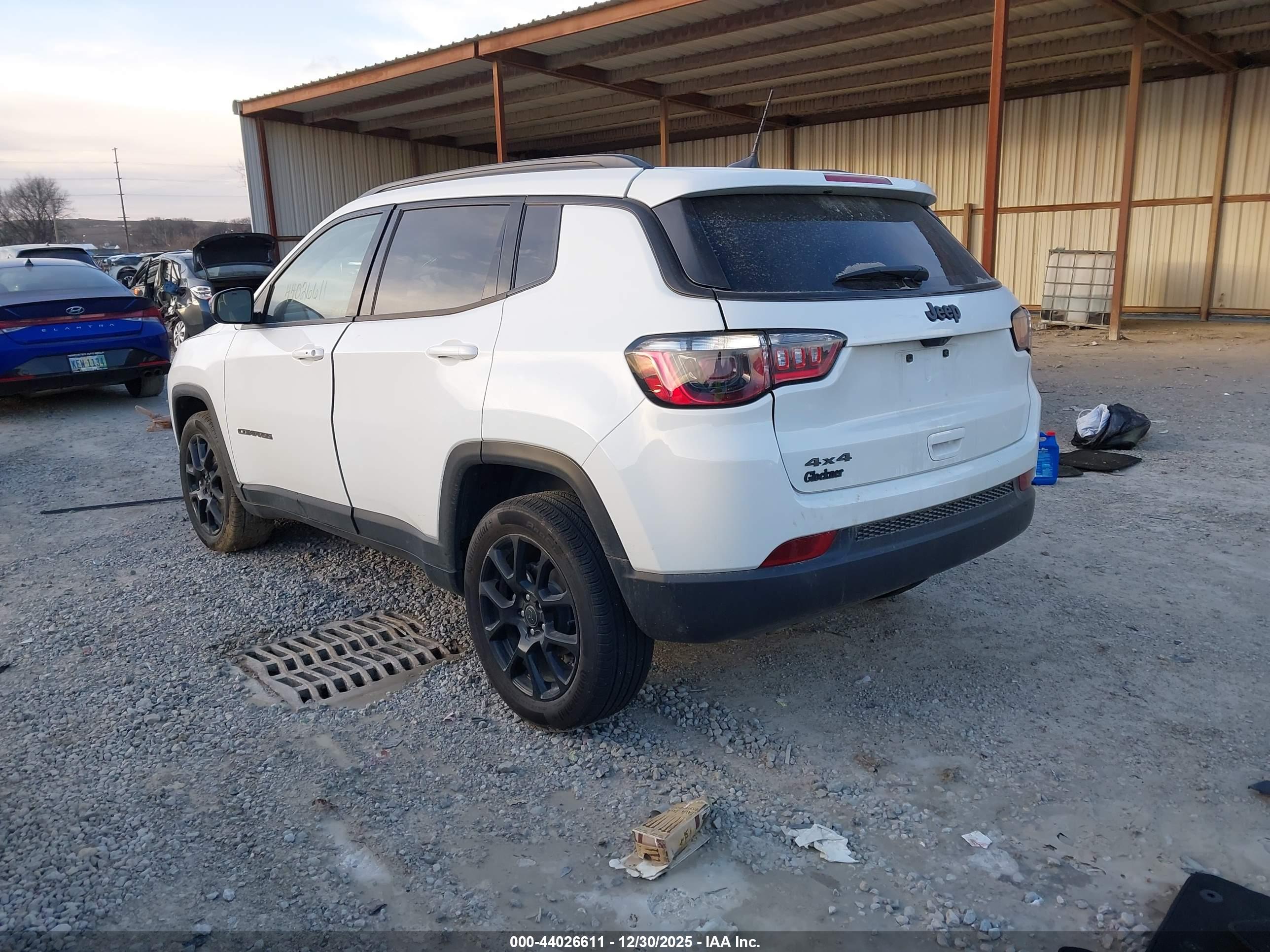 JEEP COMPASS image 3