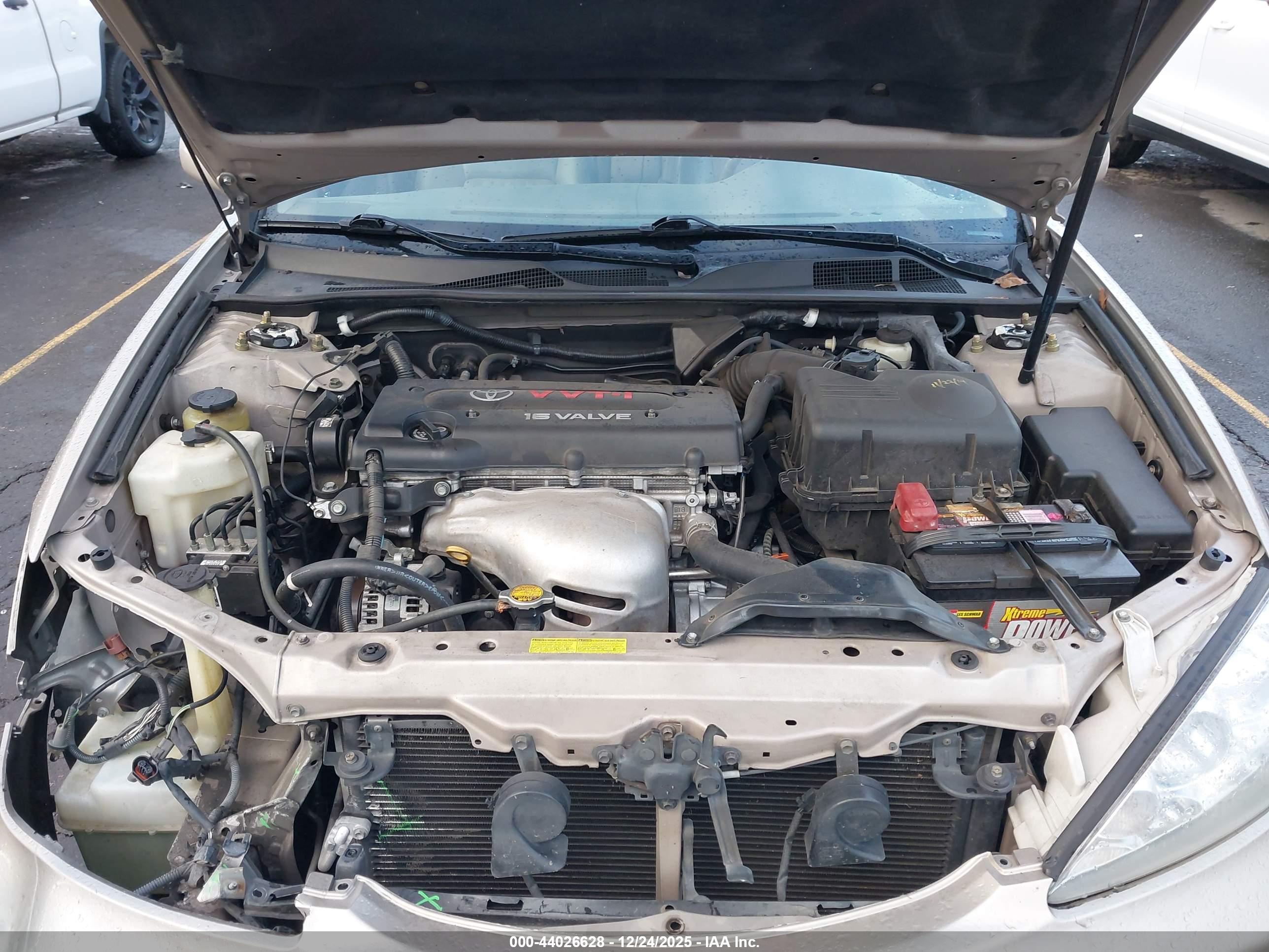 TOYOTA CAMRY image 10