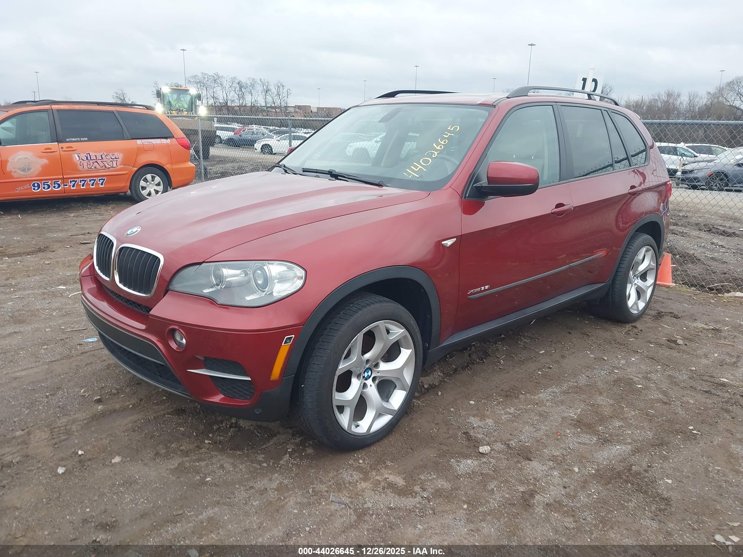 BMW X5 image 2