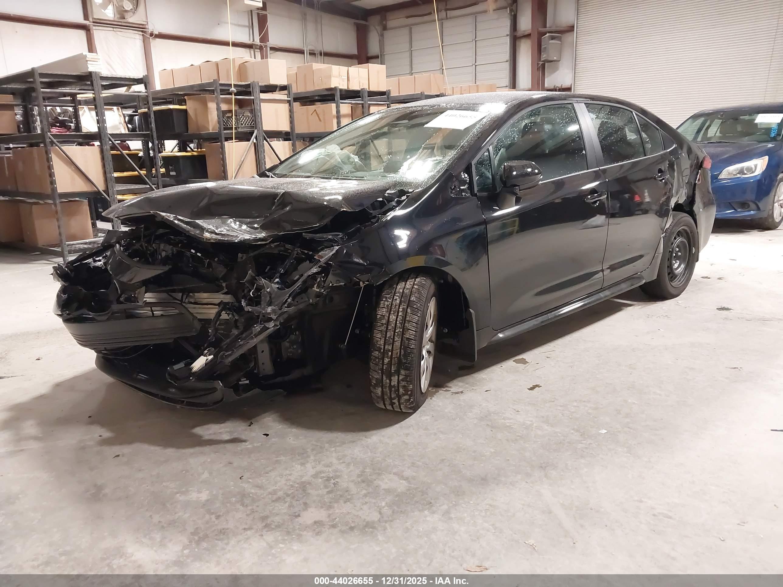TOYOTA COROLLA image 2
