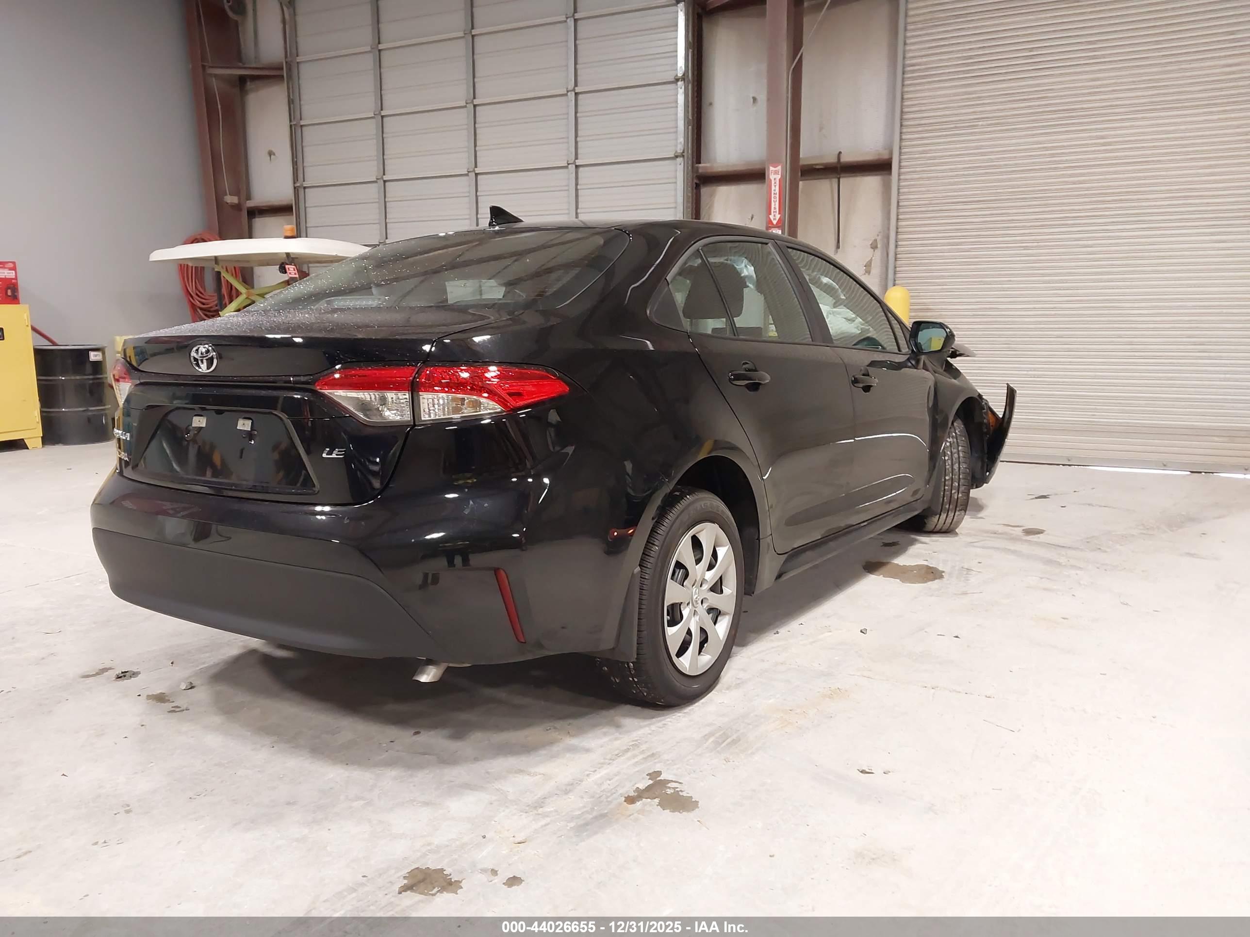 TOYOTA COROLLA image 4