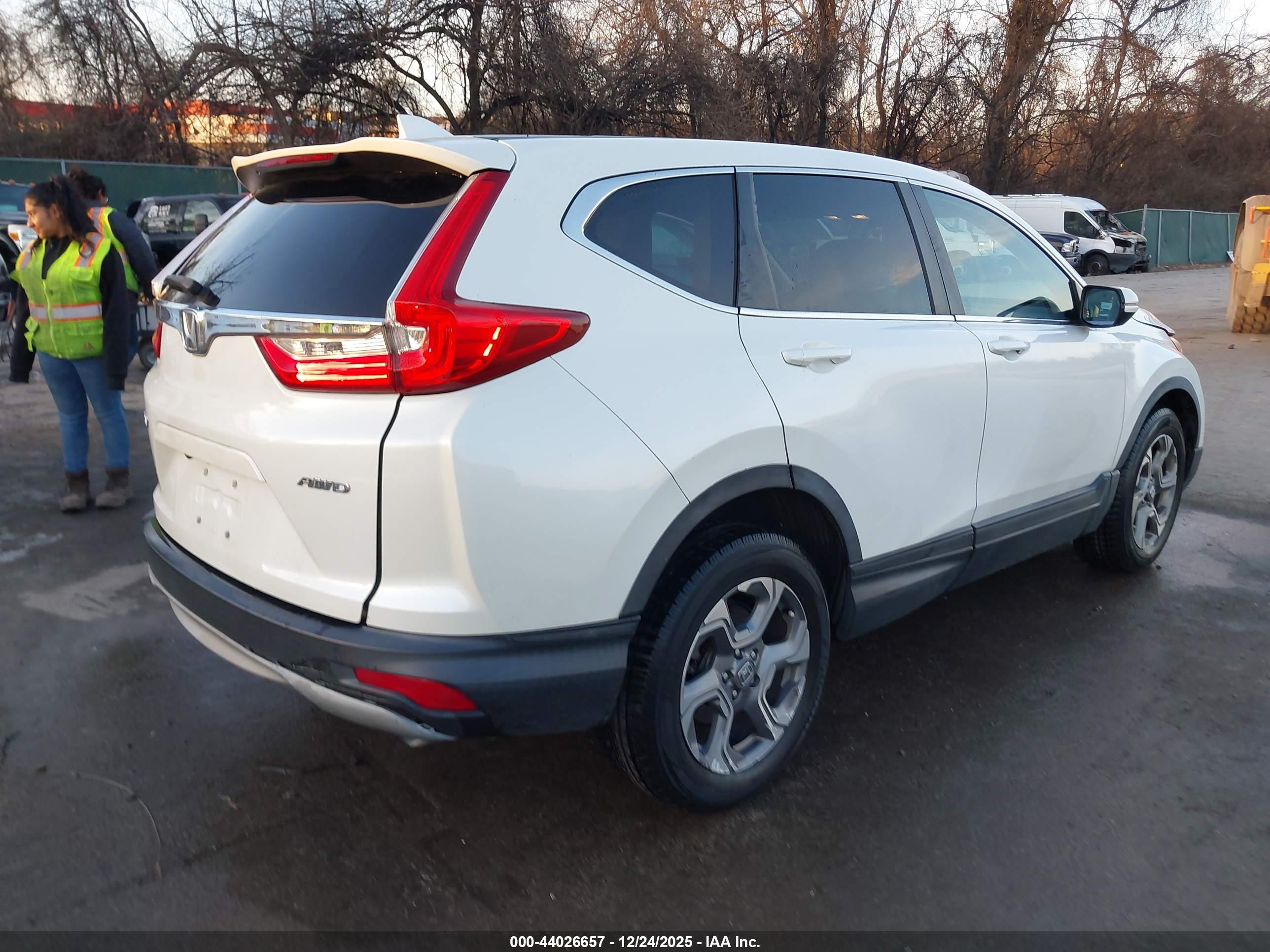 HONDA CR-V image 4