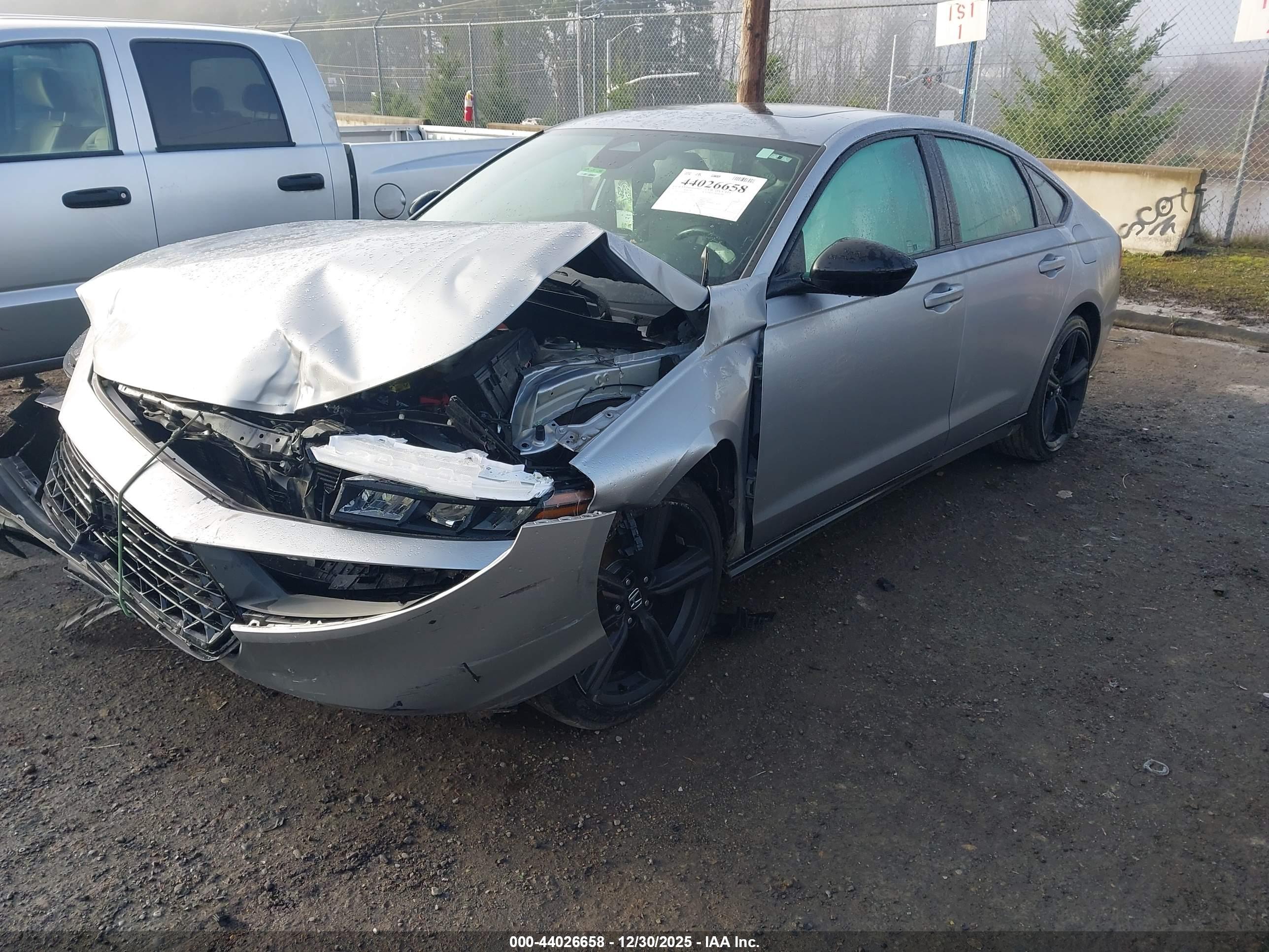 HONDA ACCORD image 2