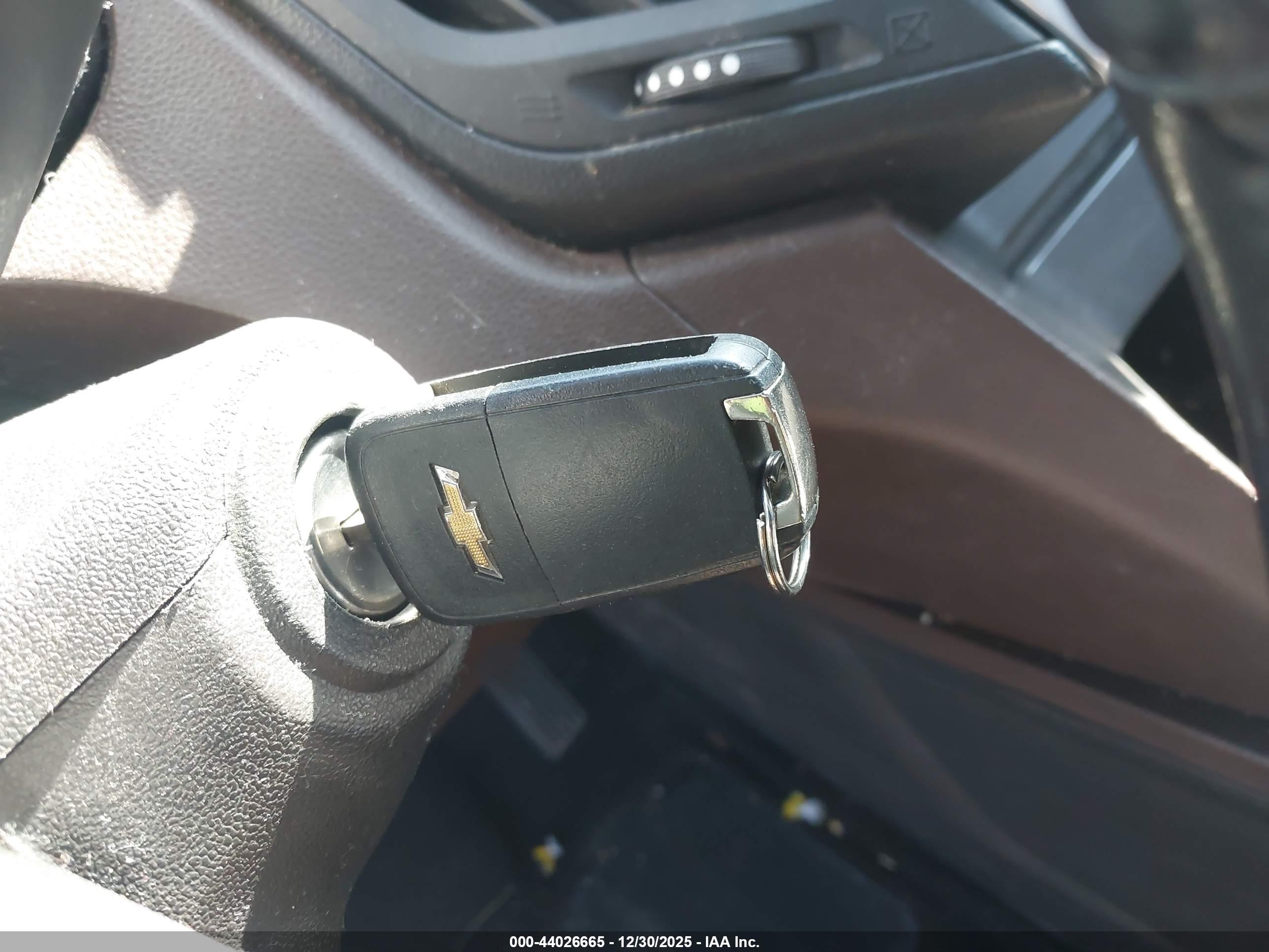 CHEVROLET EQUINOX image 11