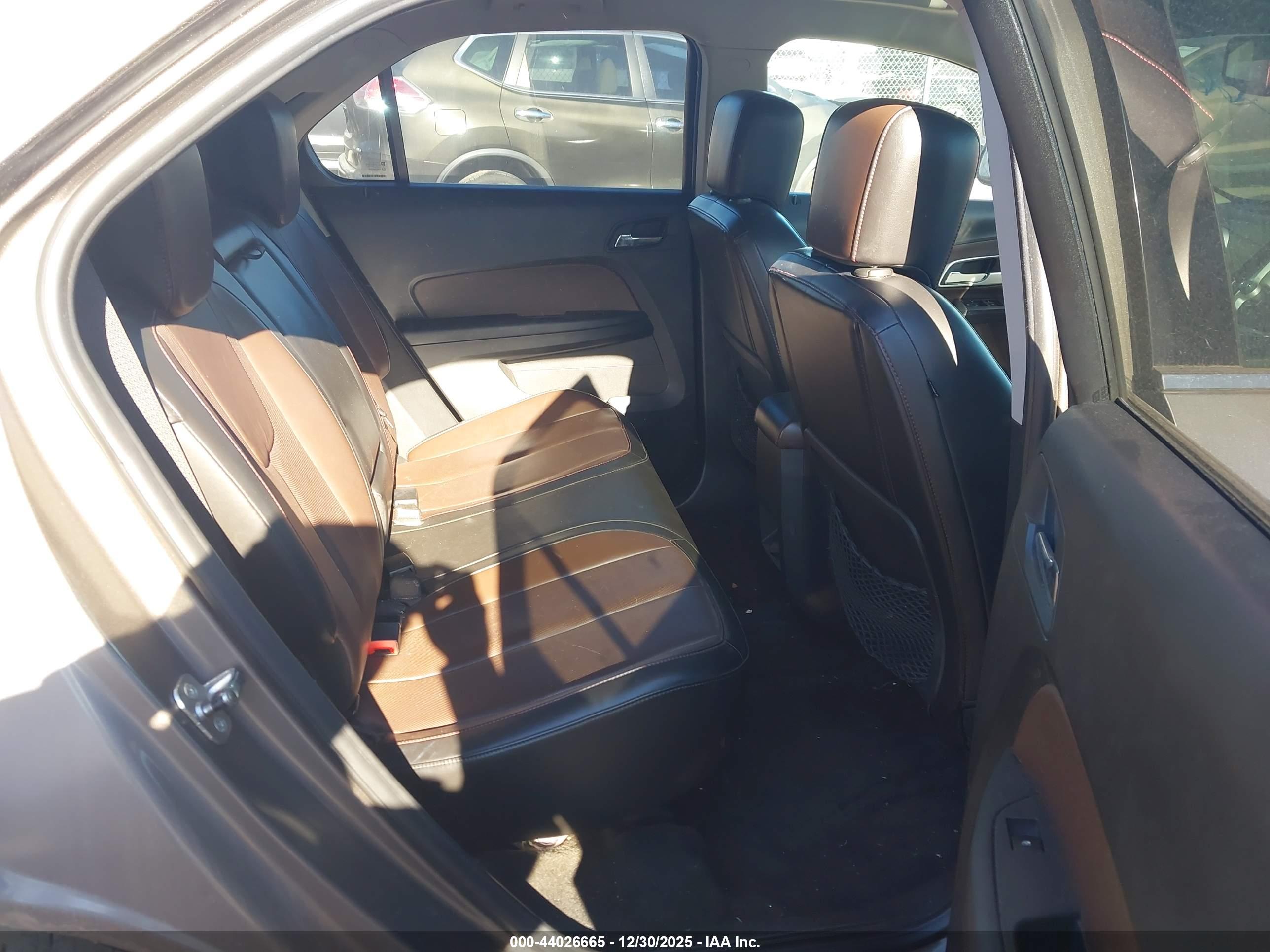 CHEVROLET EQUINOX image 8