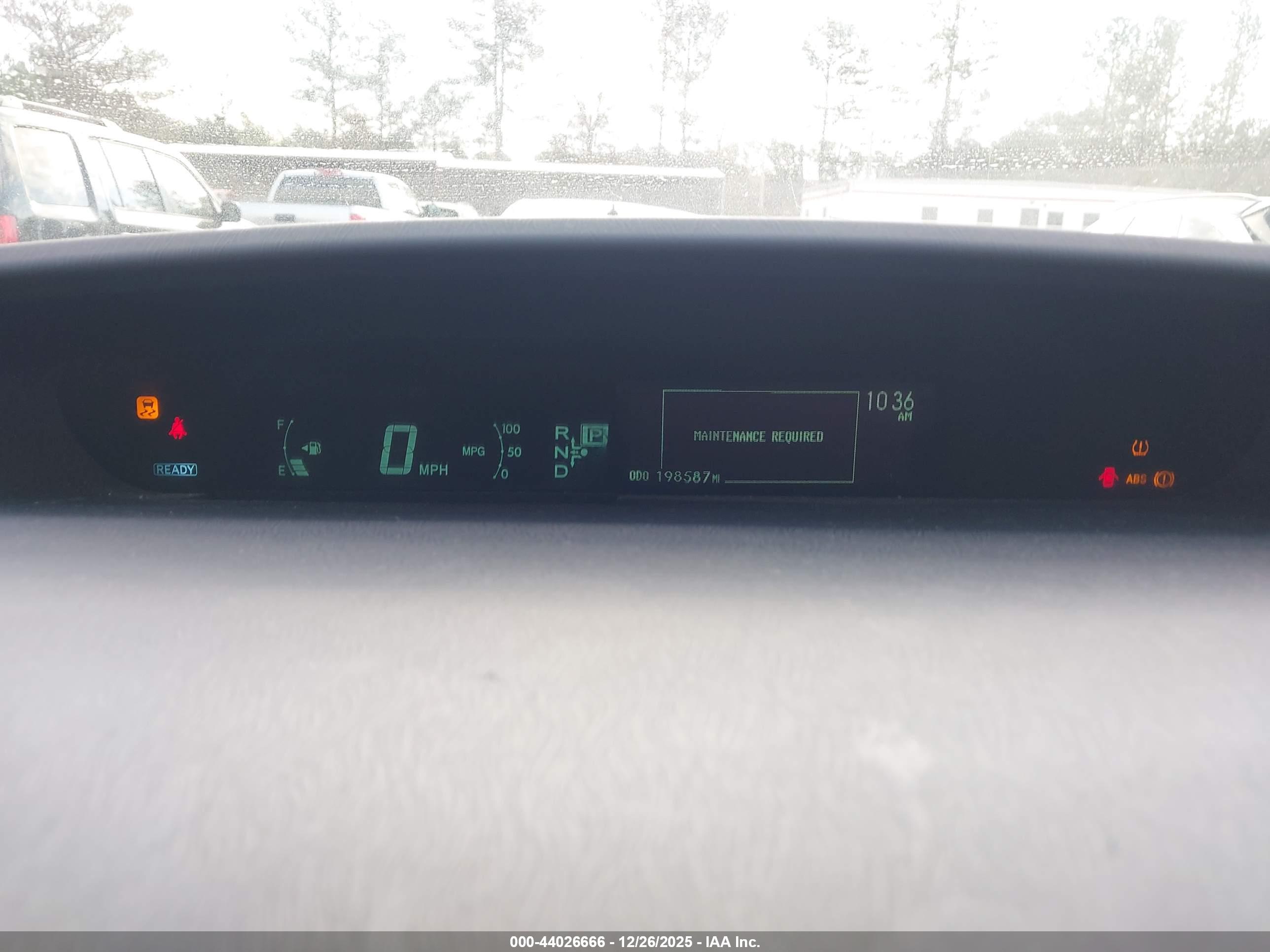 TOYOTA PRIUS image 7