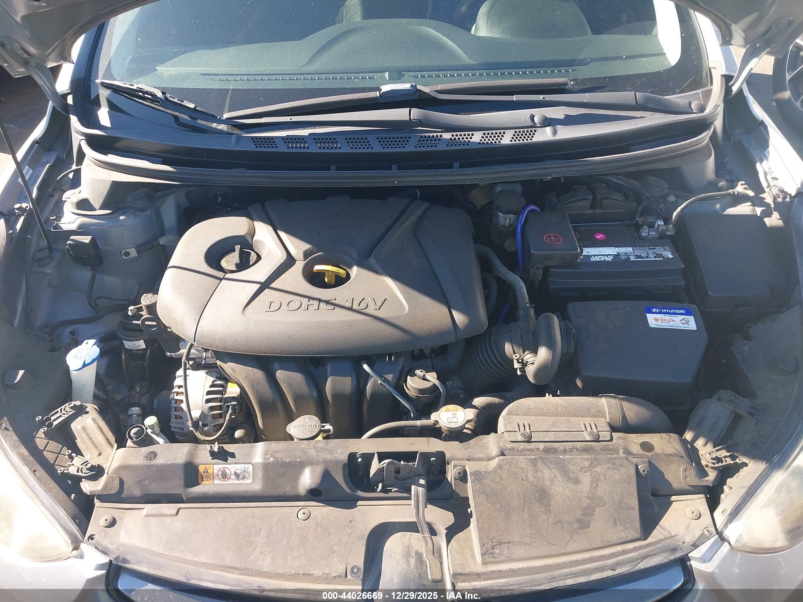 HYUNDAI ELANTRA image 10