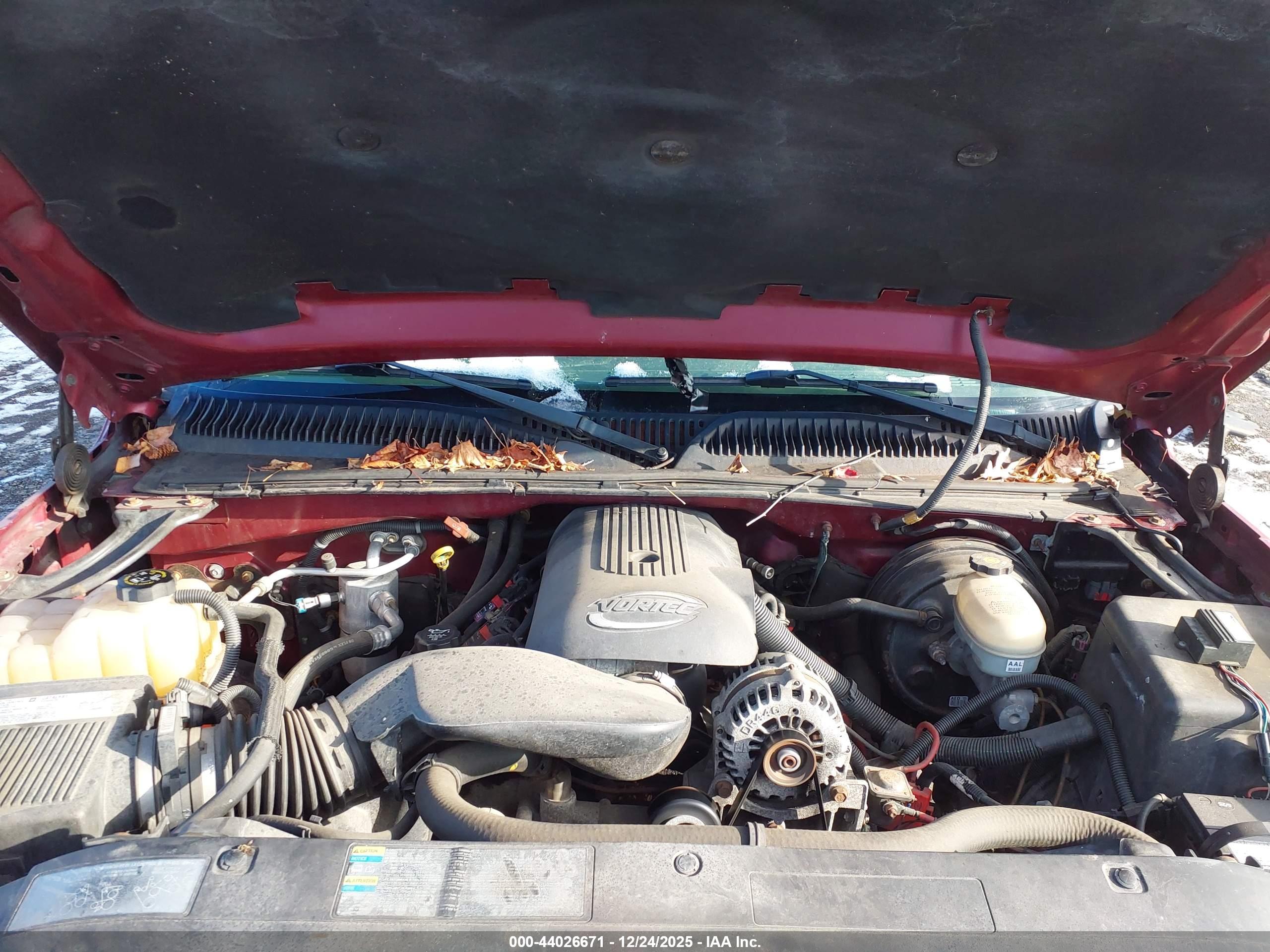 CHEVROLET SILVERADO image 10