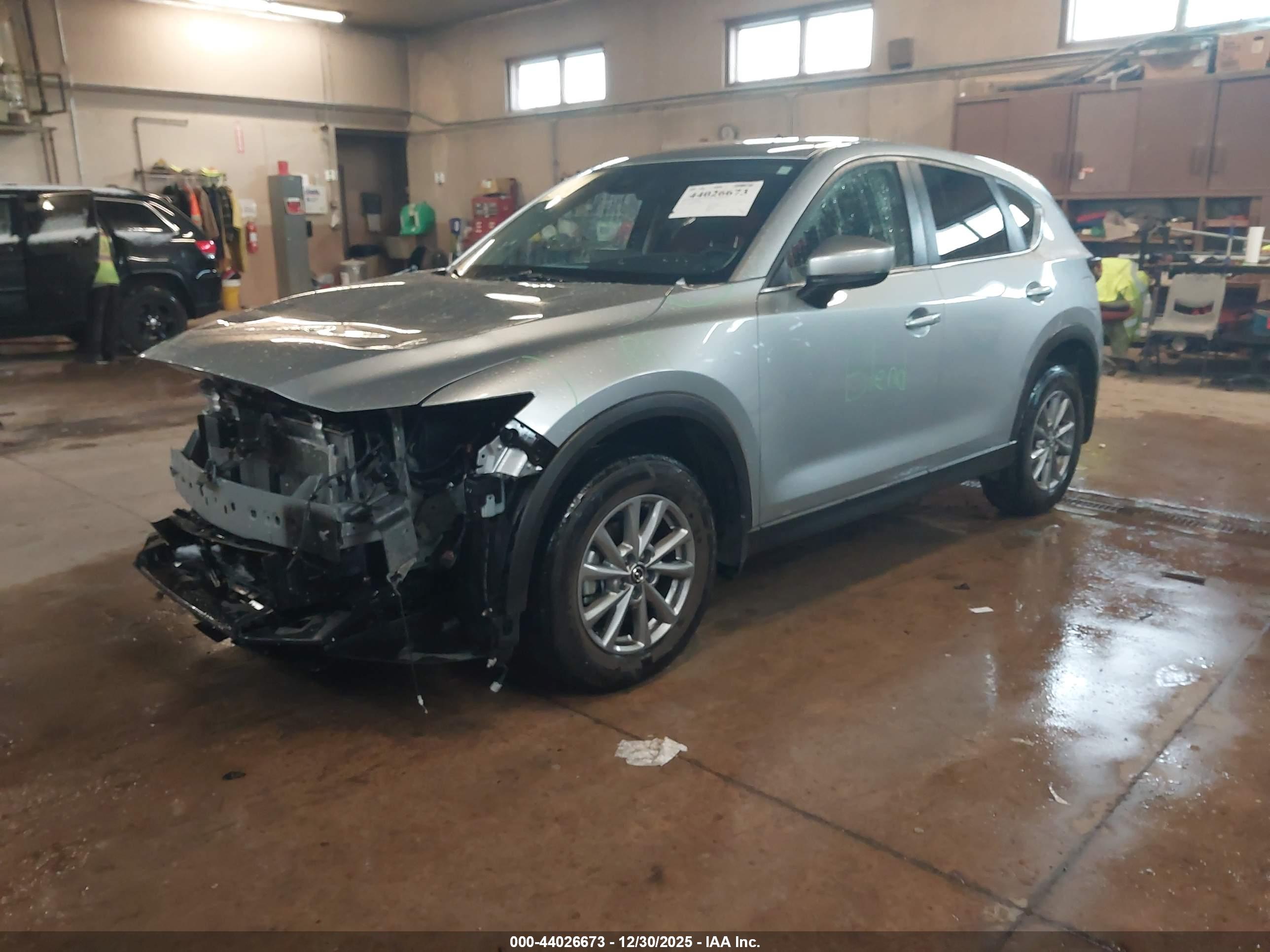 MAZDA CX-5 image 2