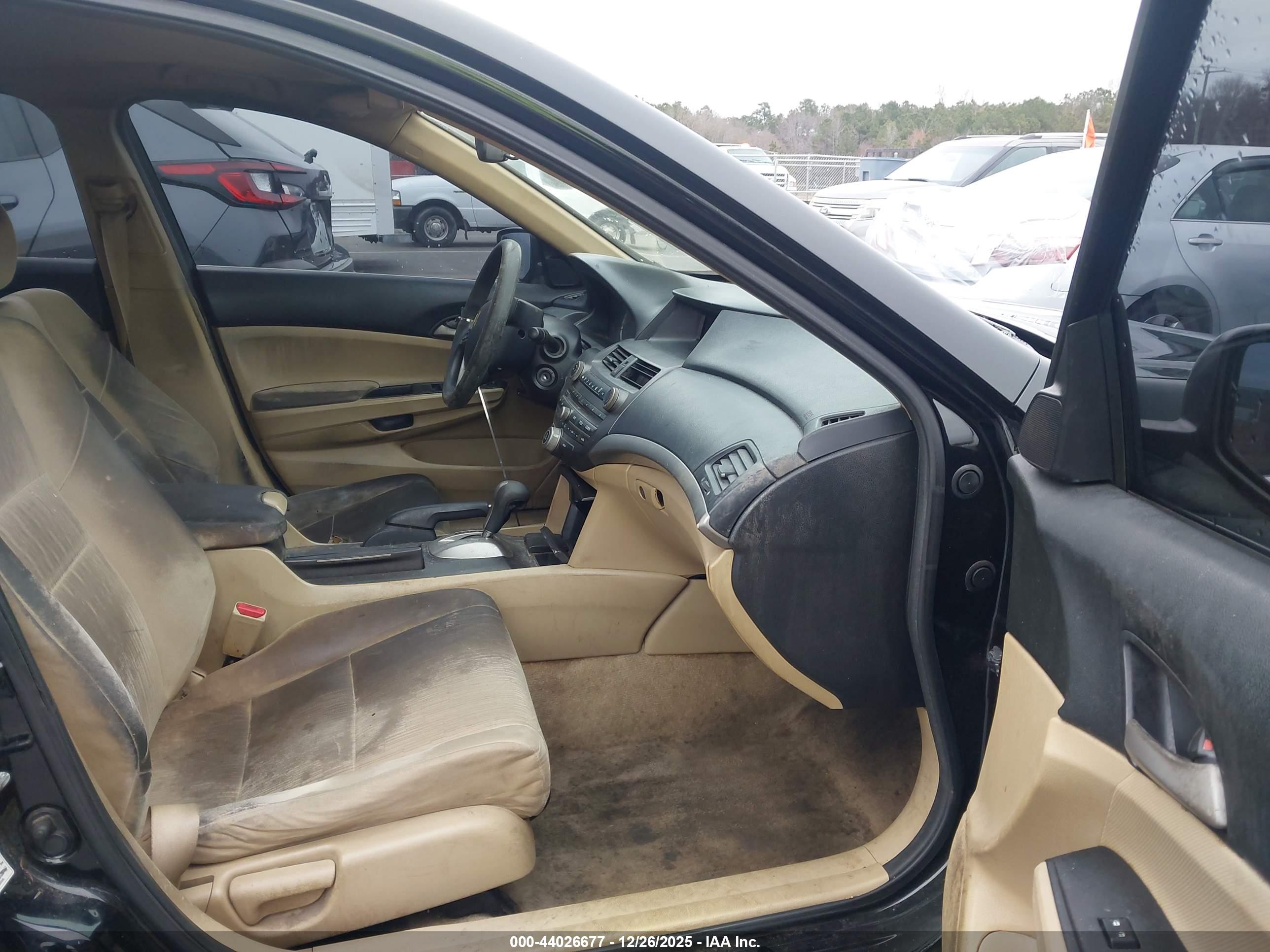 HONDA ACCORD image 5