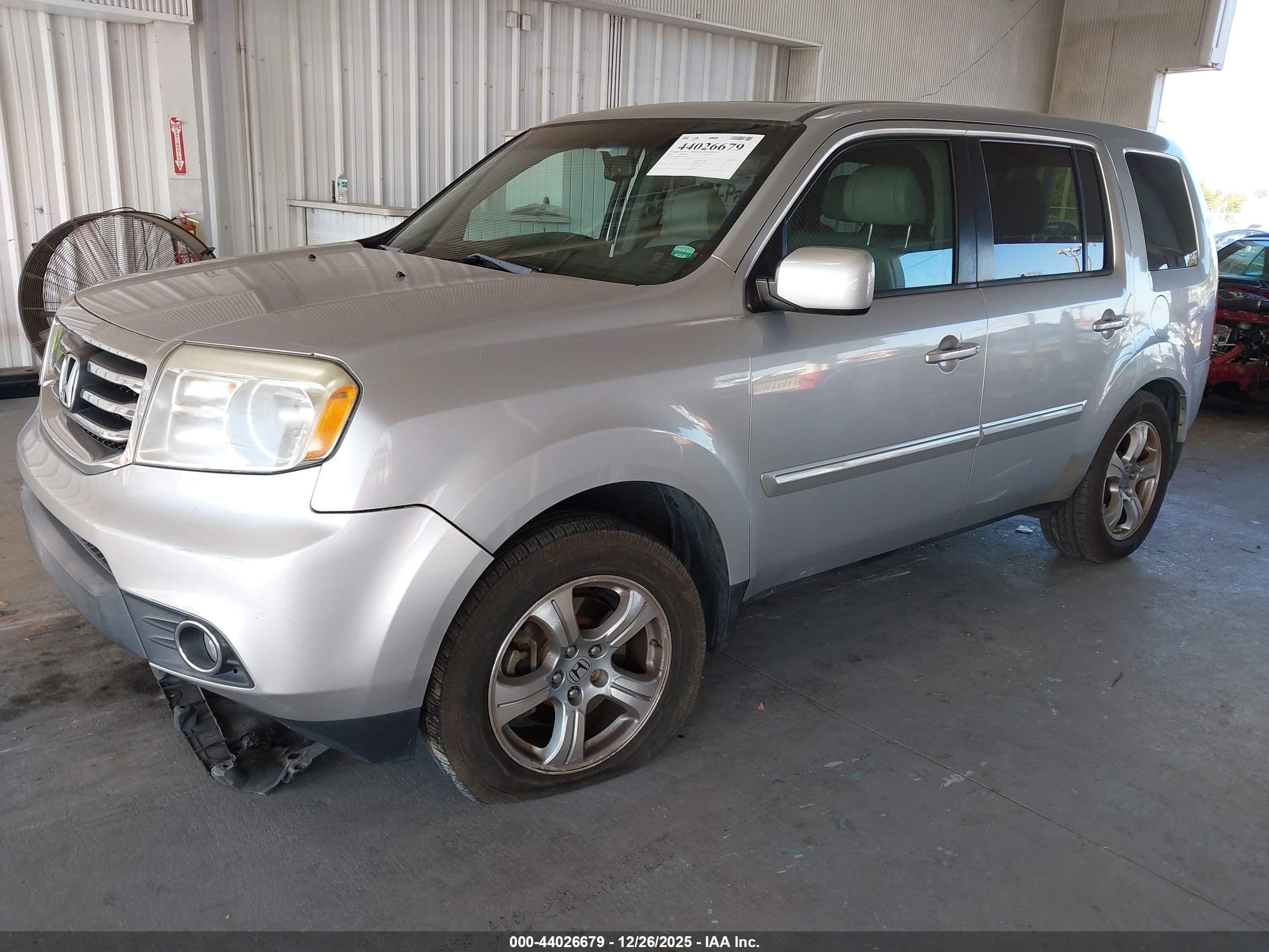 HONDA PILOT image 2