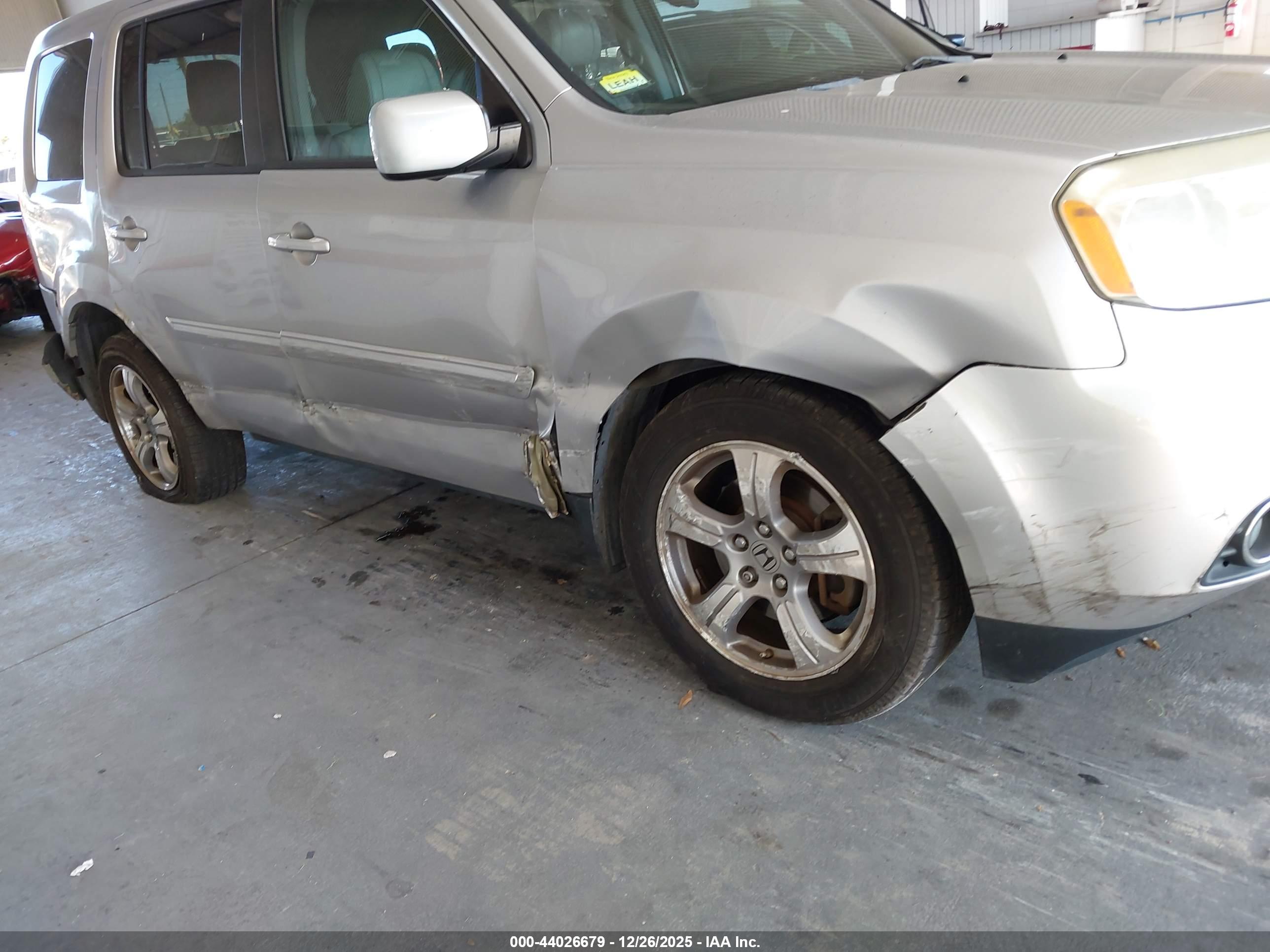 HONDA PILOT image 6