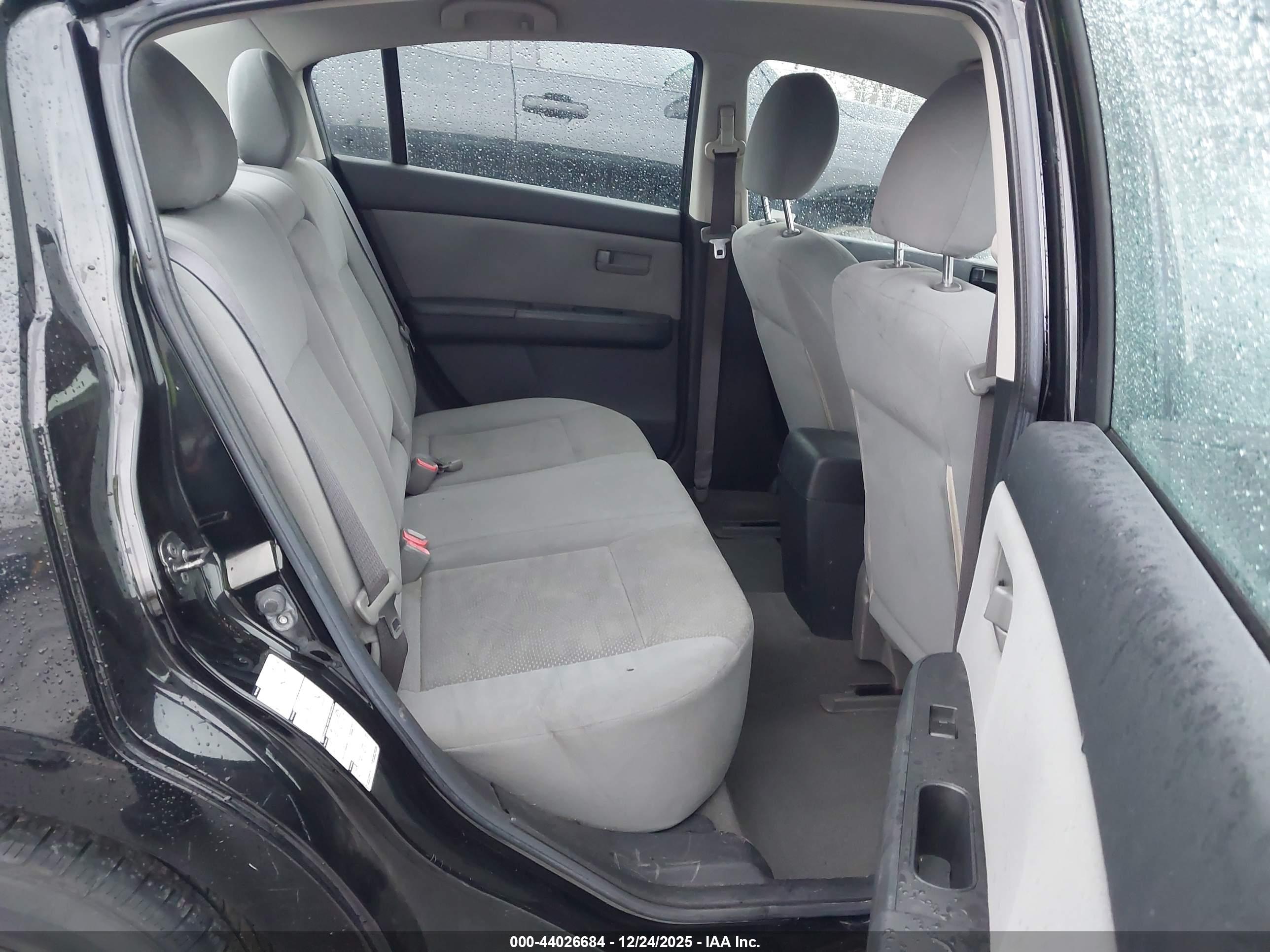 NISSAN SENTRA image 8