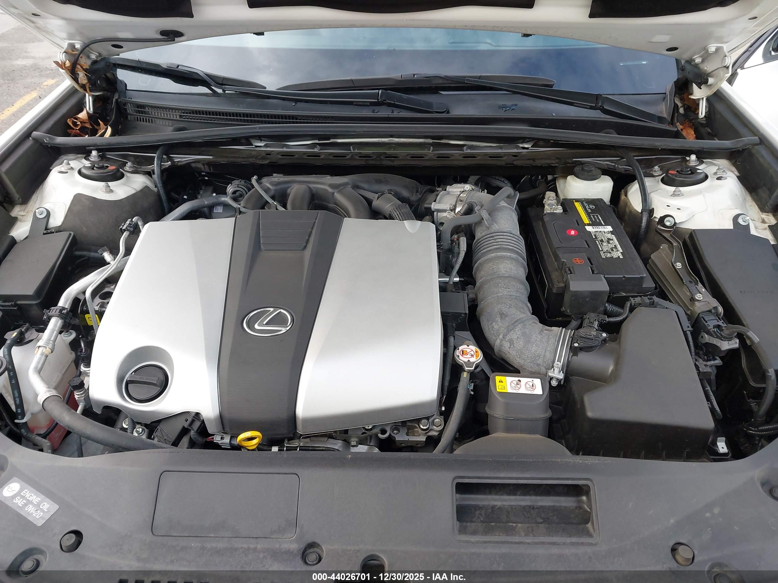 LEXUS ES image 10