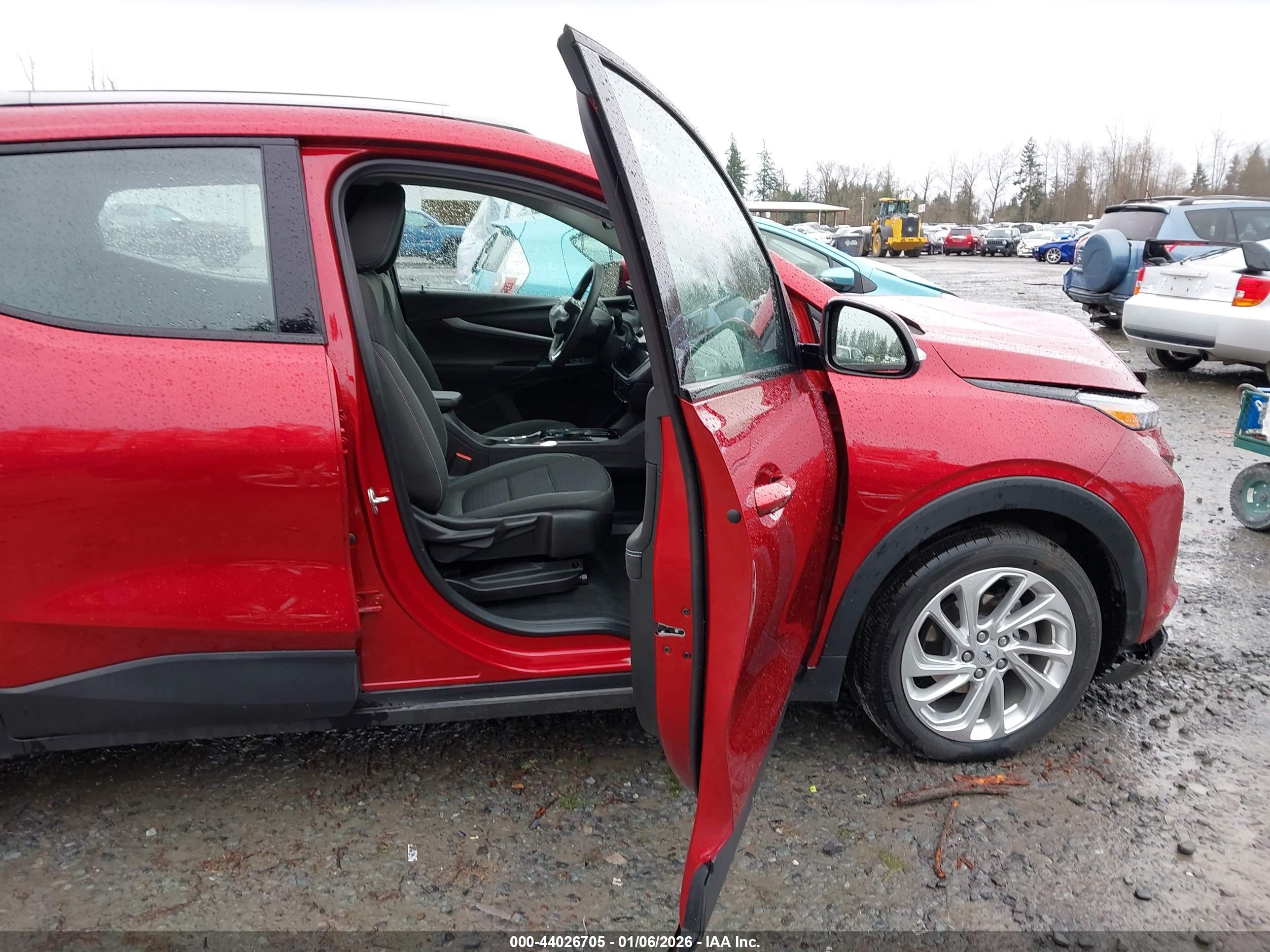 CHEVROLET BOLT image 5