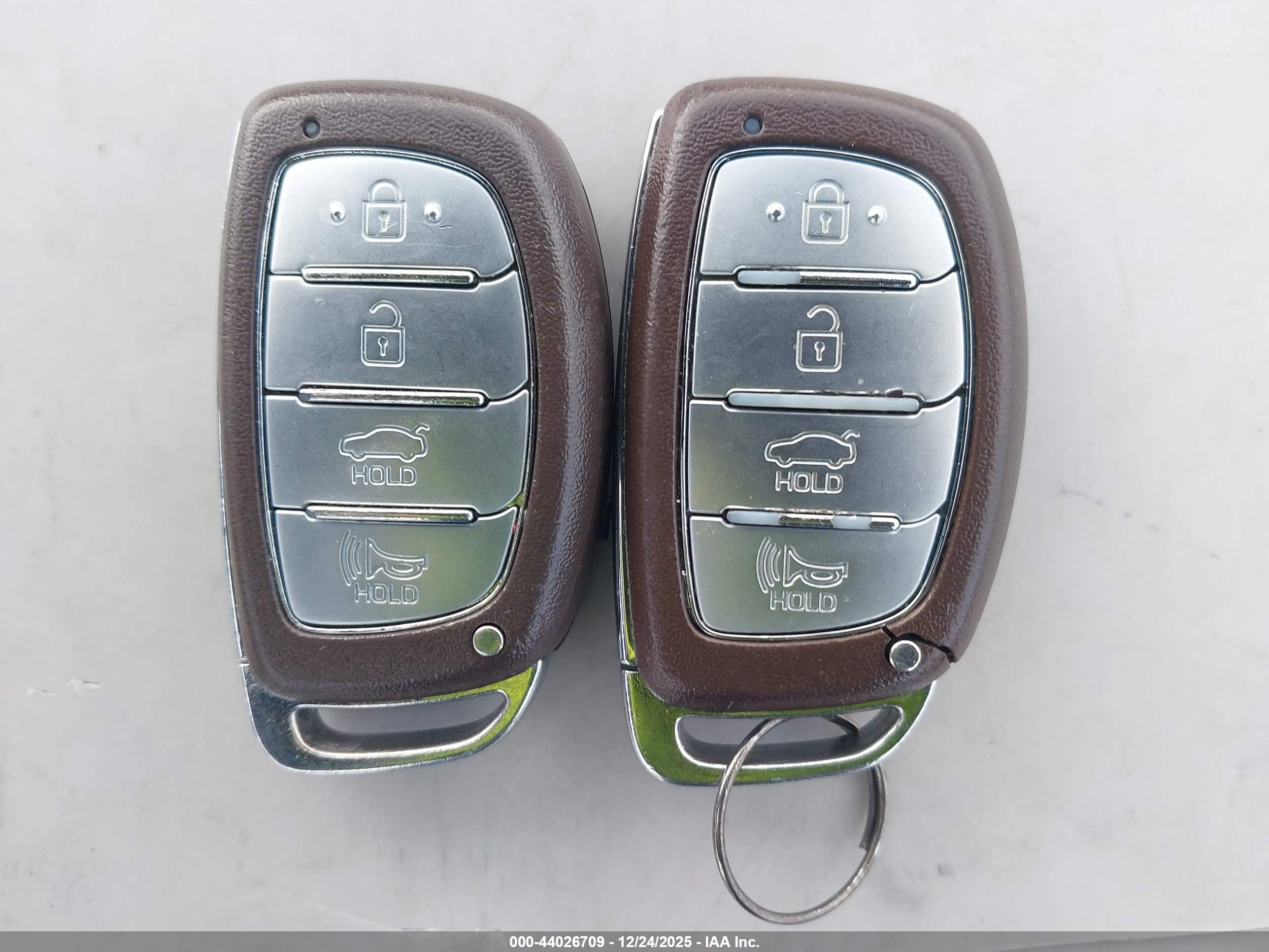 HYUNDAI SONATA image 11