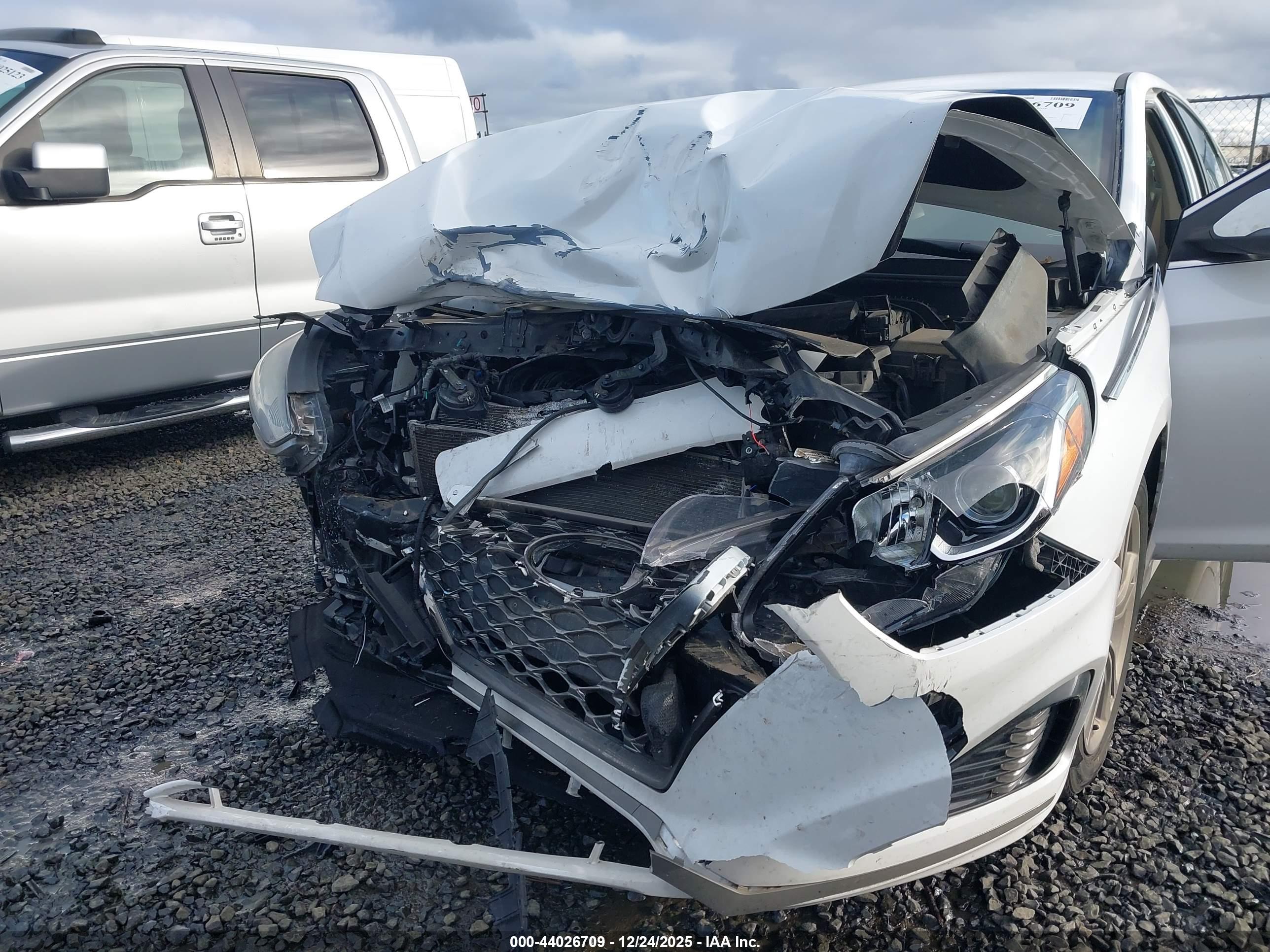 HYUNDAI SONATA image 6