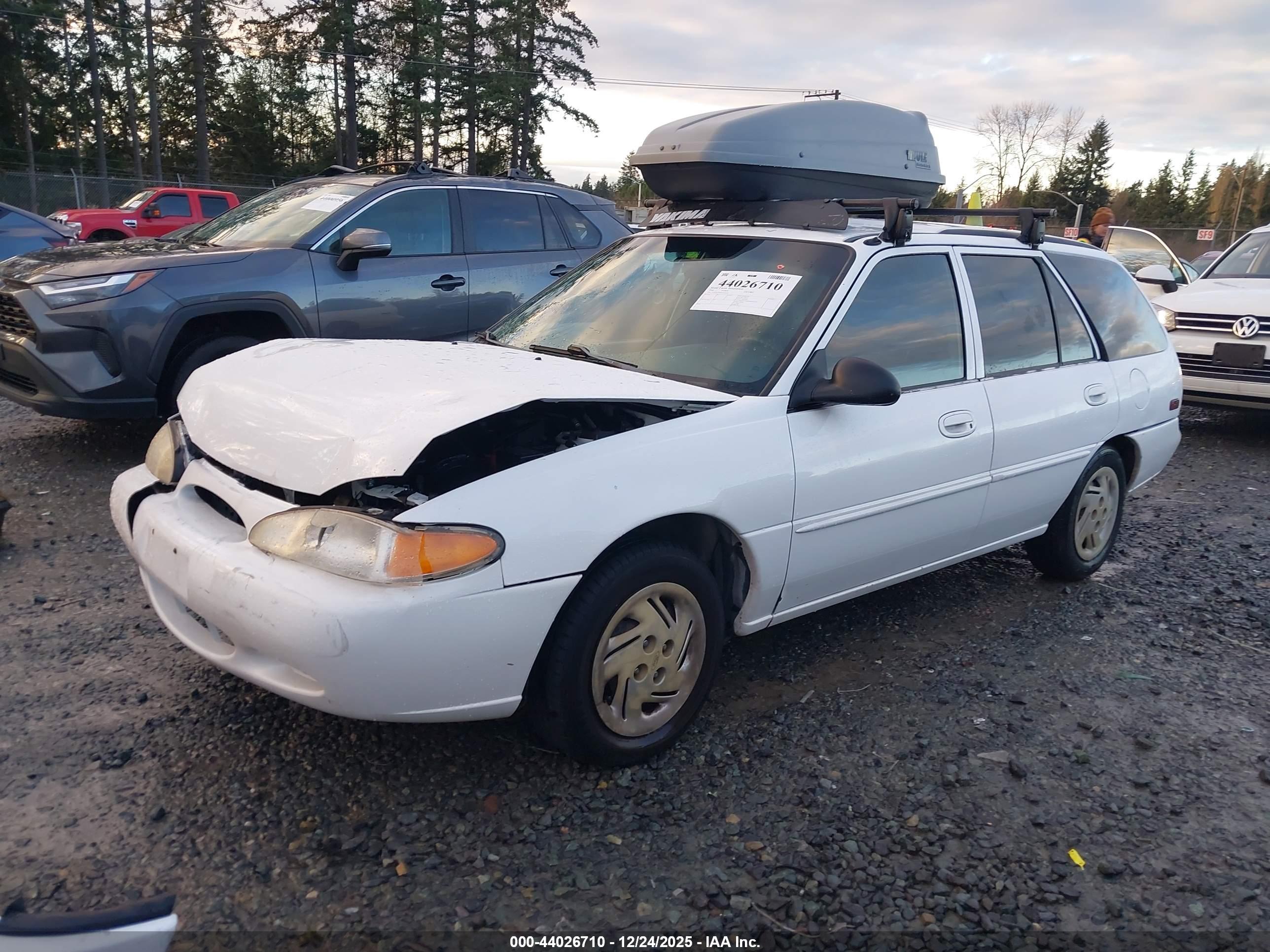 FORD ESCORT image 2