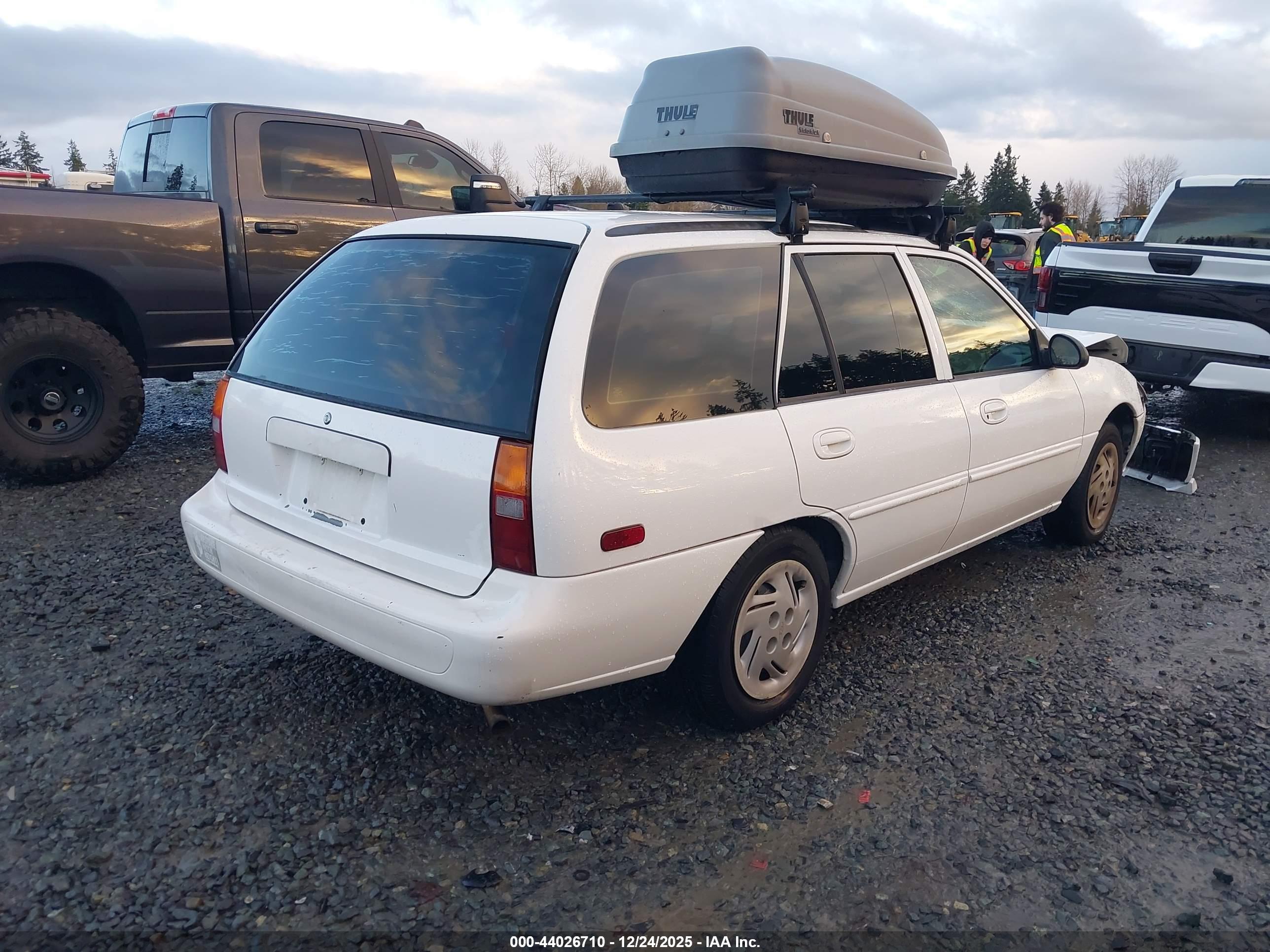 FORD ESCORT image 4