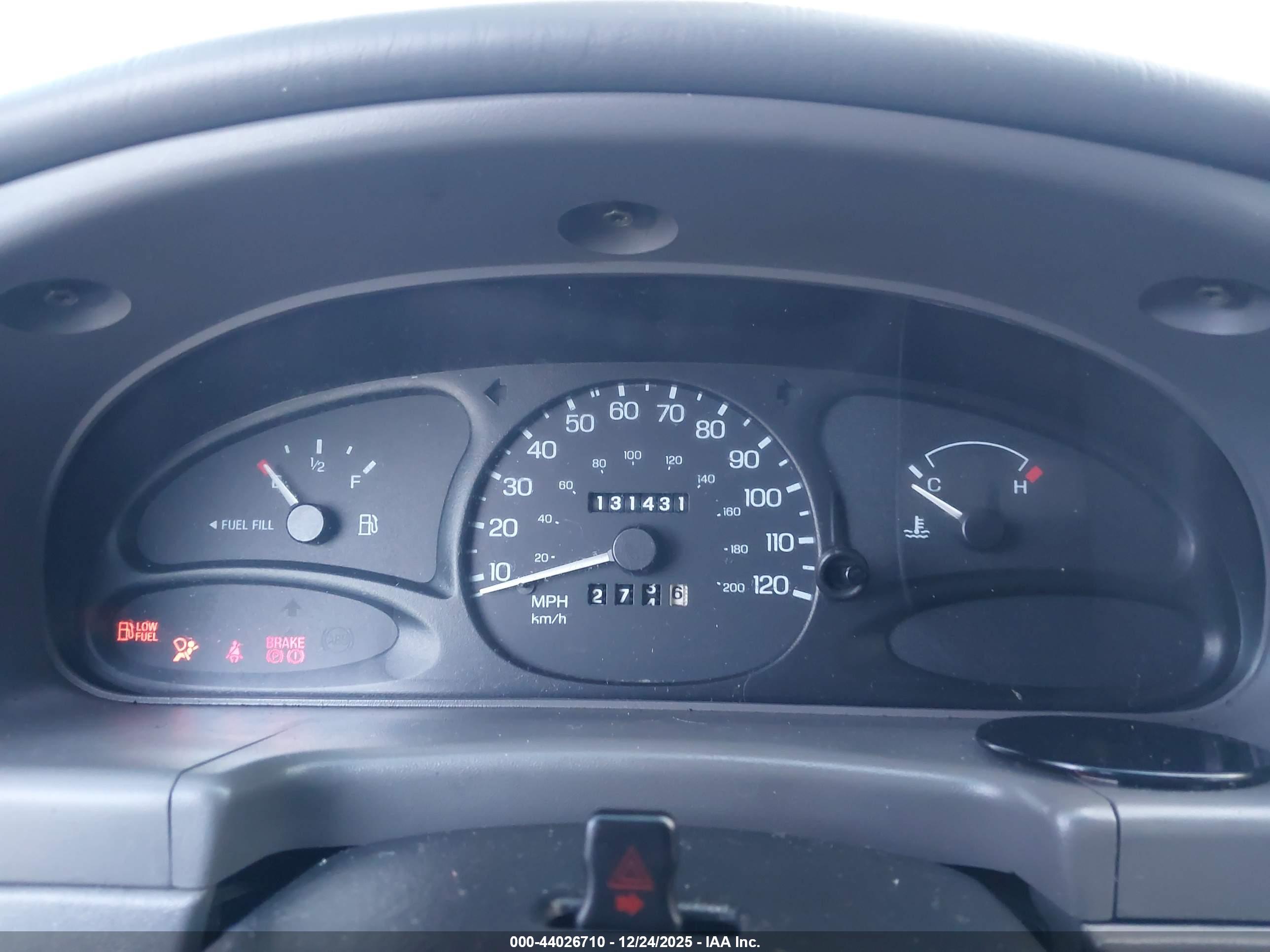 FORD ESCORT image 7