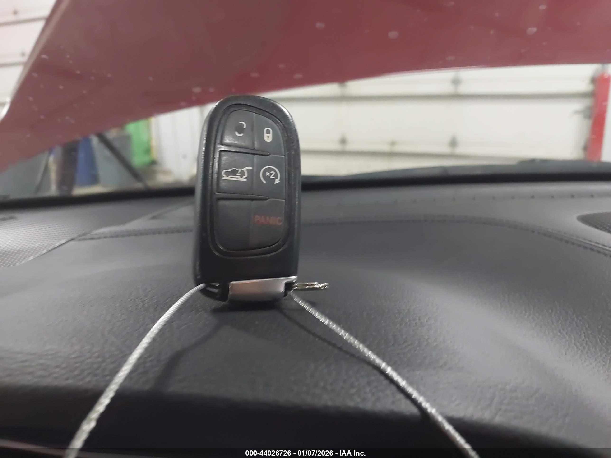 JEEP CHEROKEE image 11