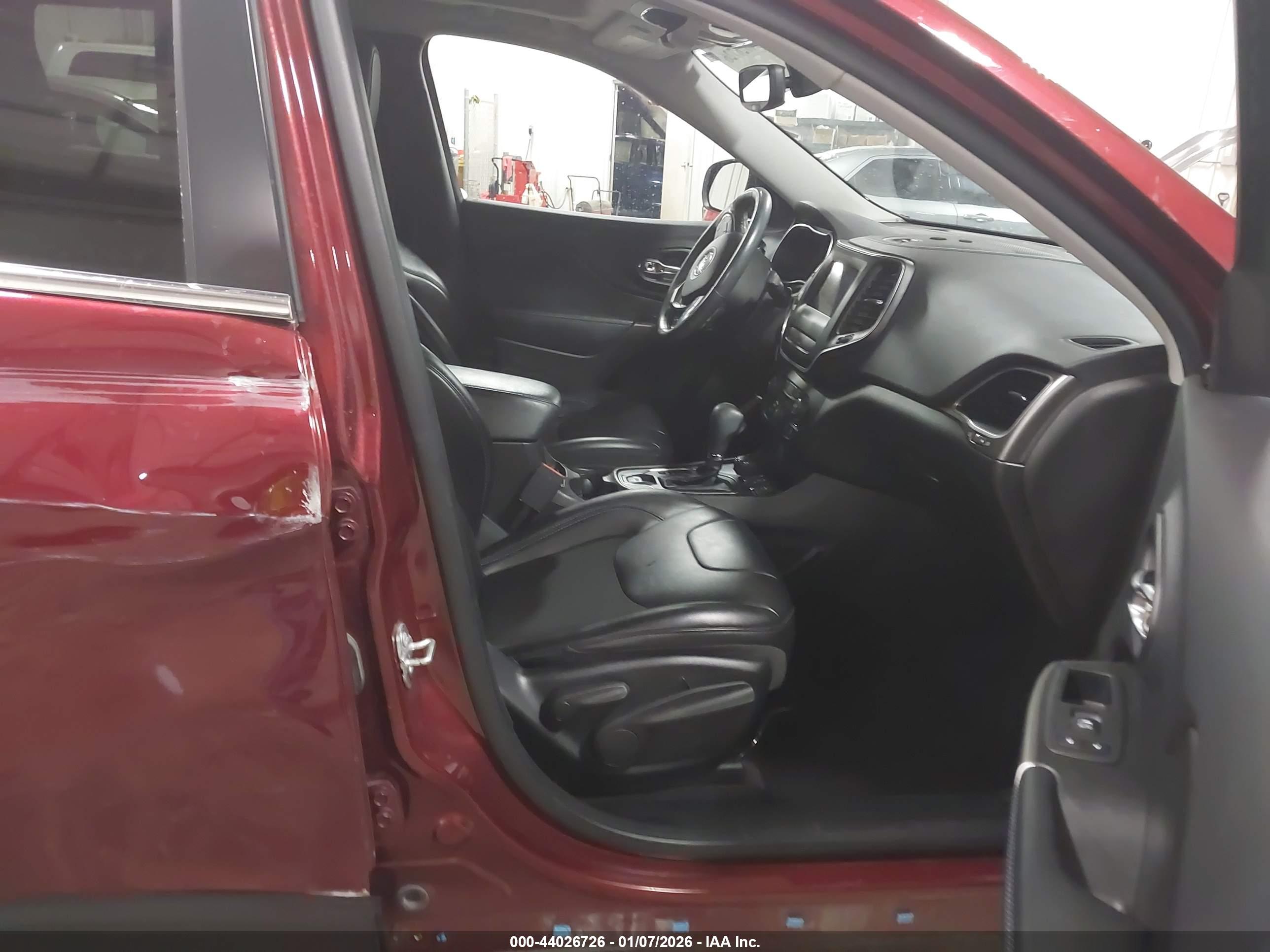 JEEP CHEROKEE image 5