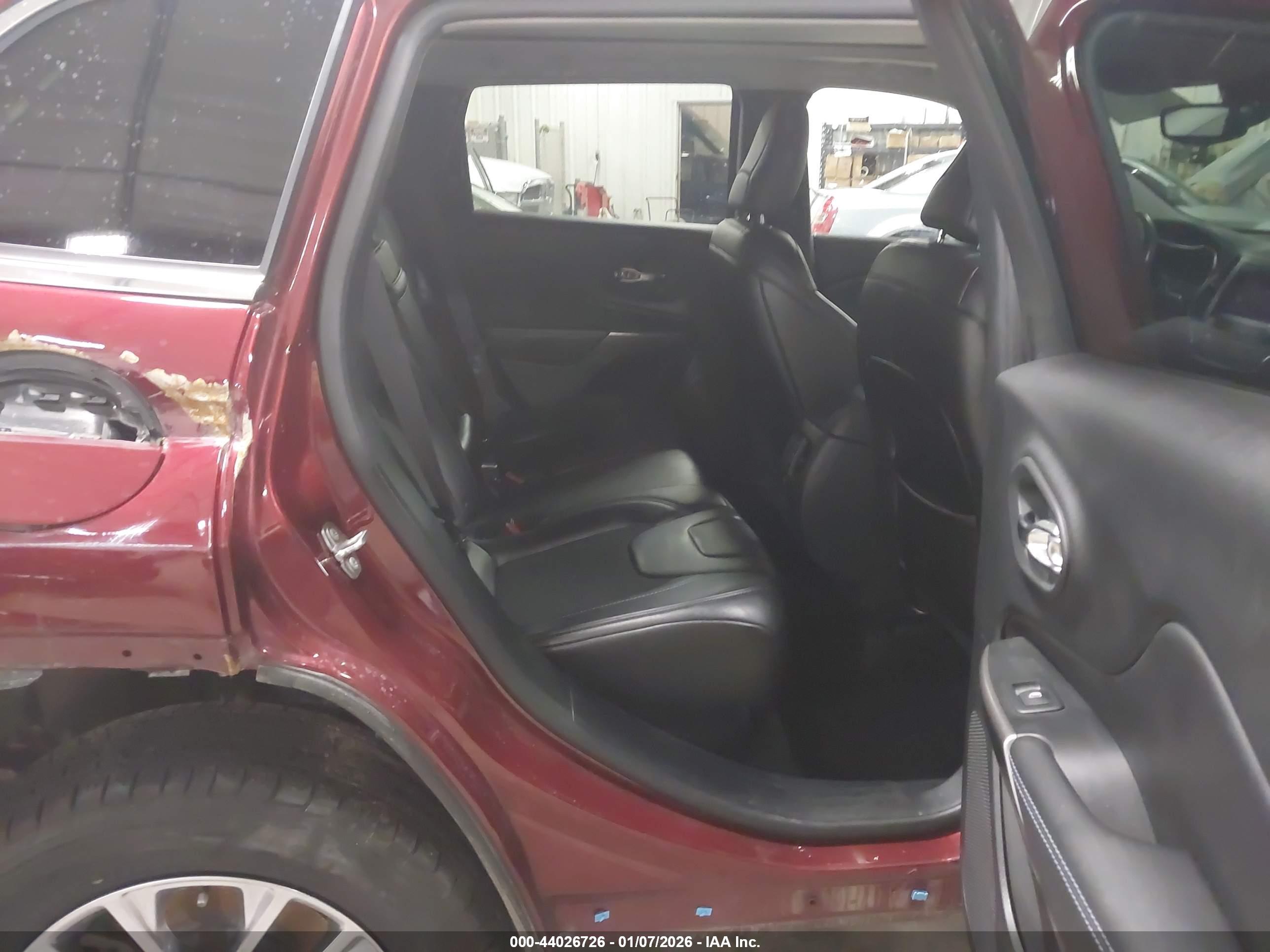 JEEP CHEROKEE image 8