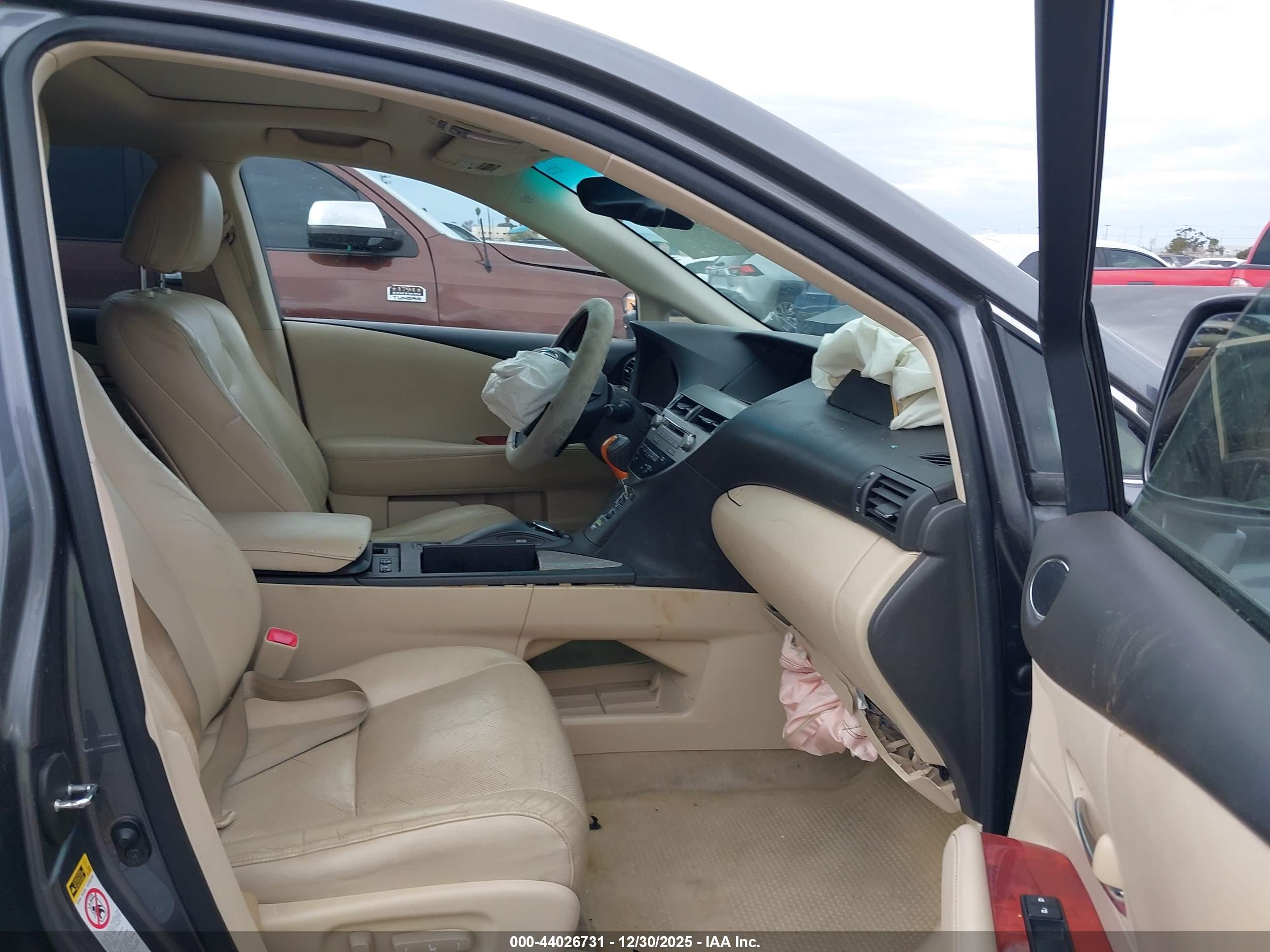 LEXUS RX image 5