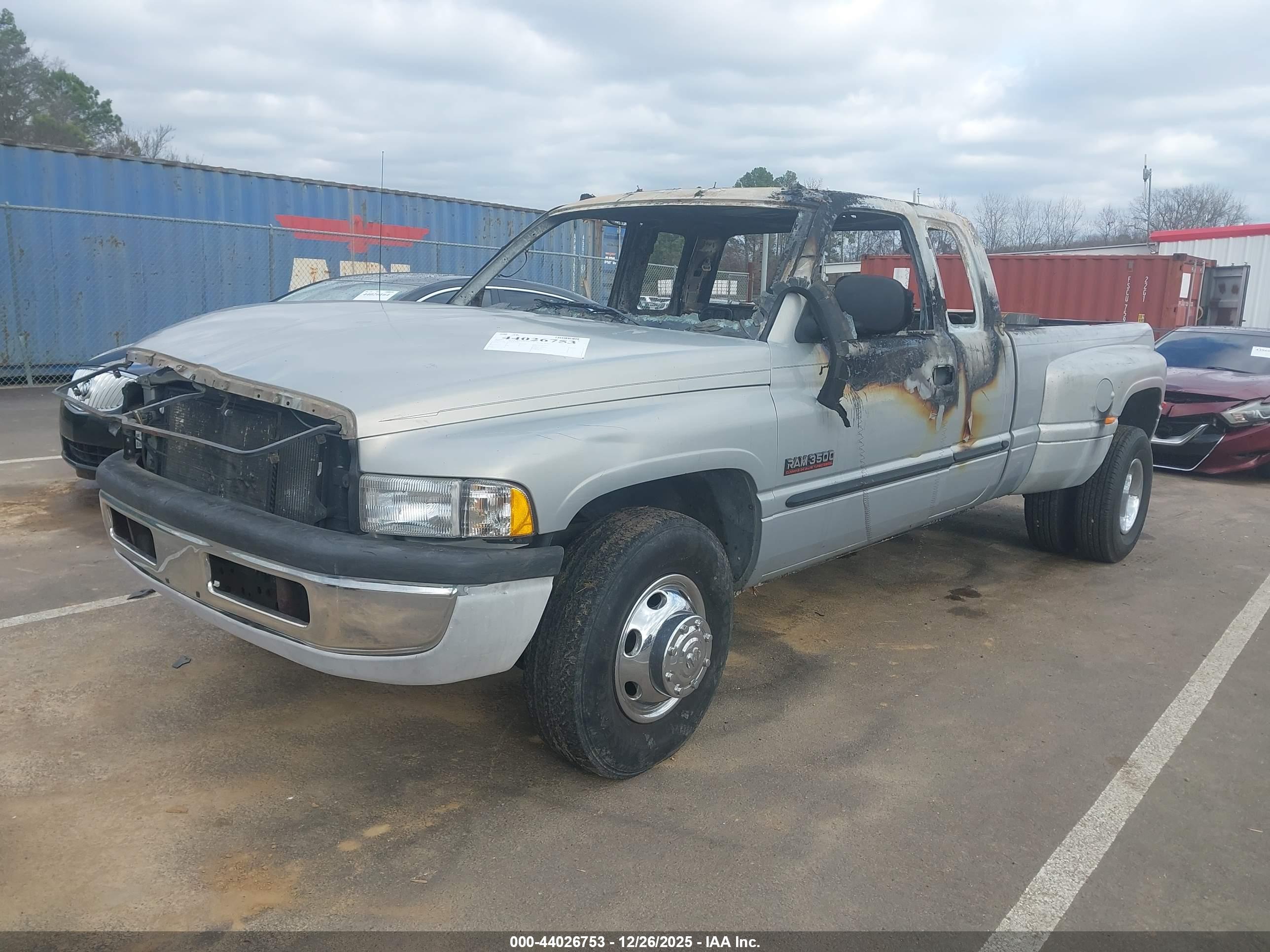 DODGE RAM image 2