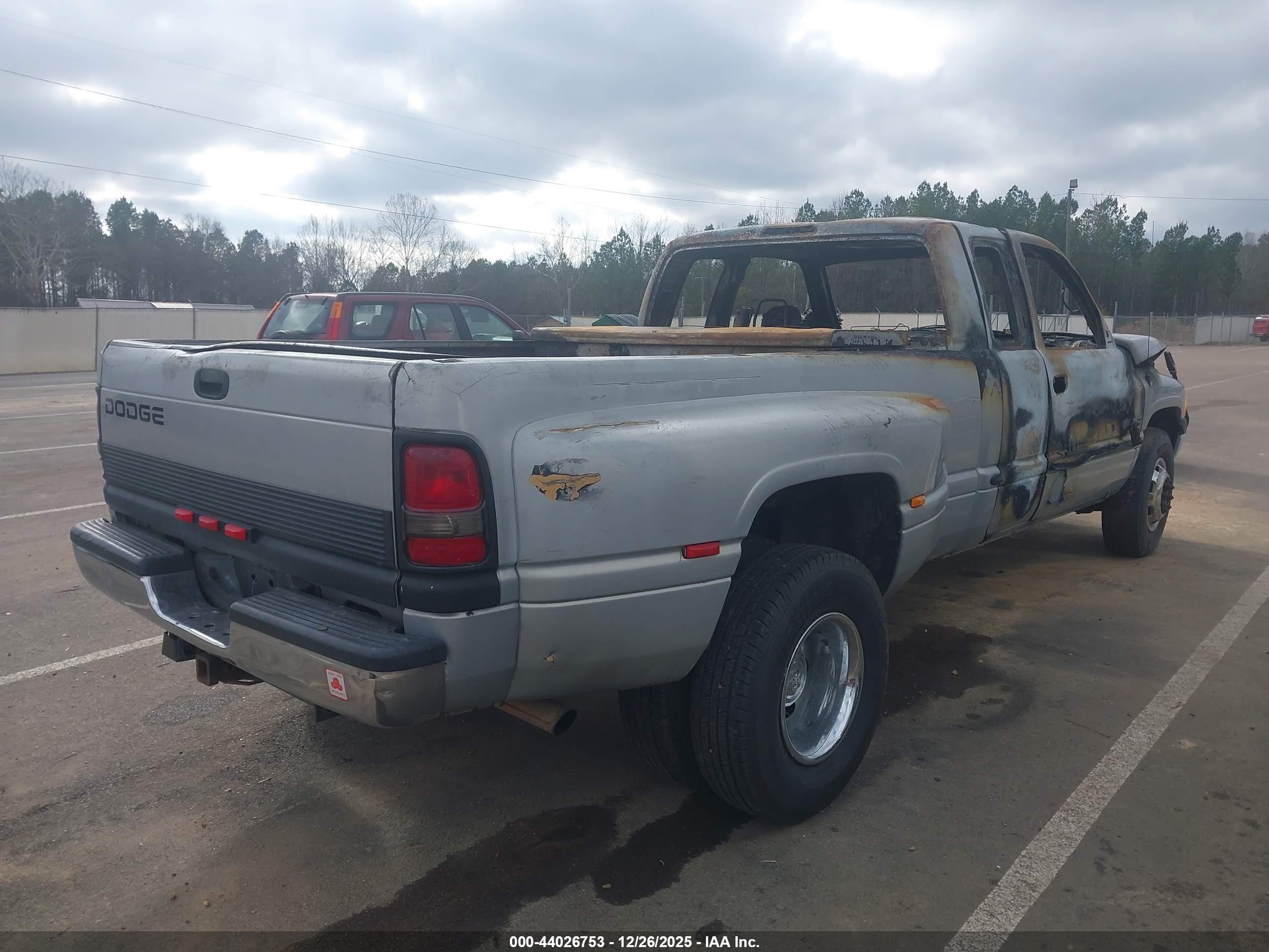DODGE RAM image 4