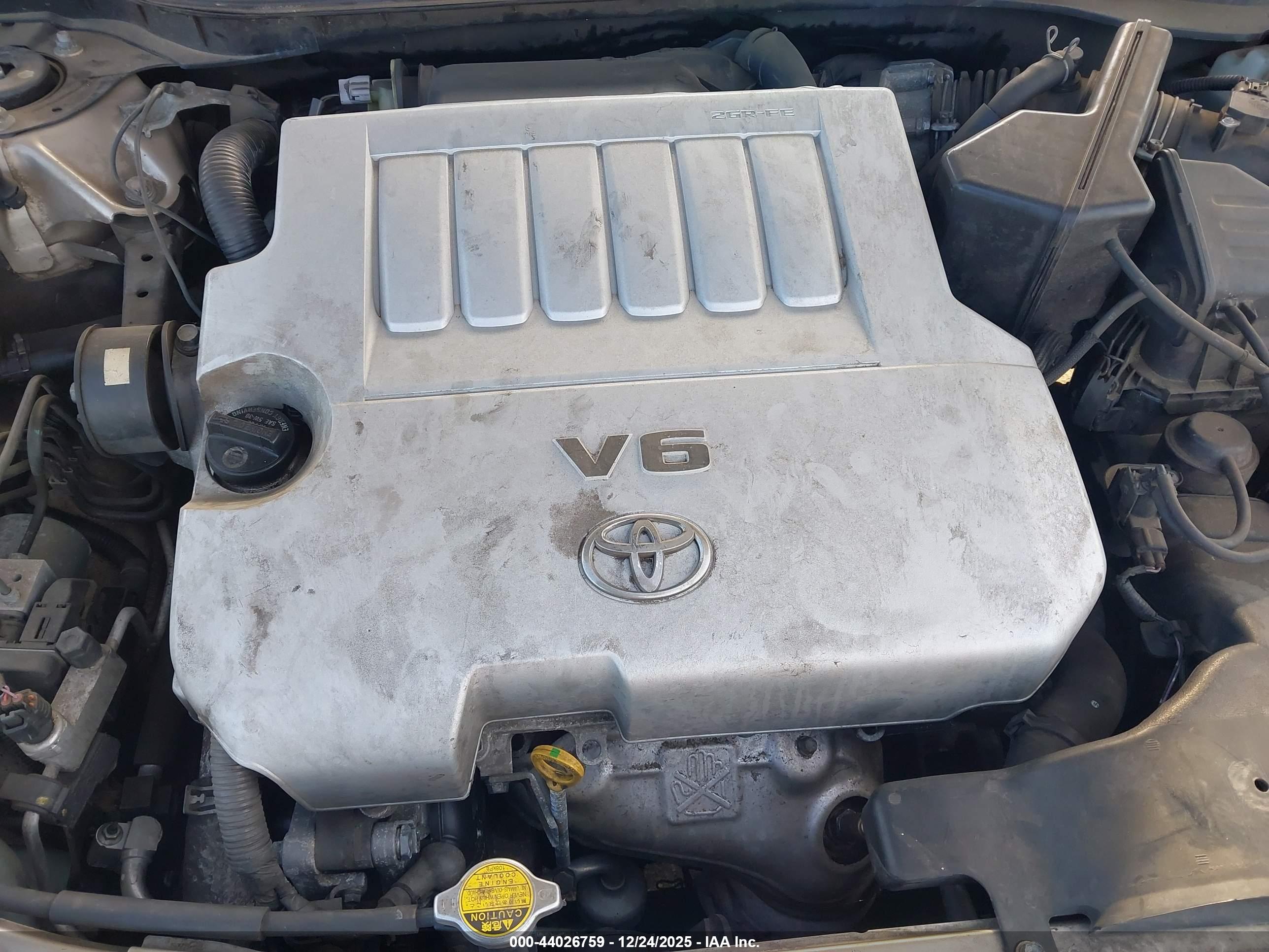 TOYOTA CAMRY image 10