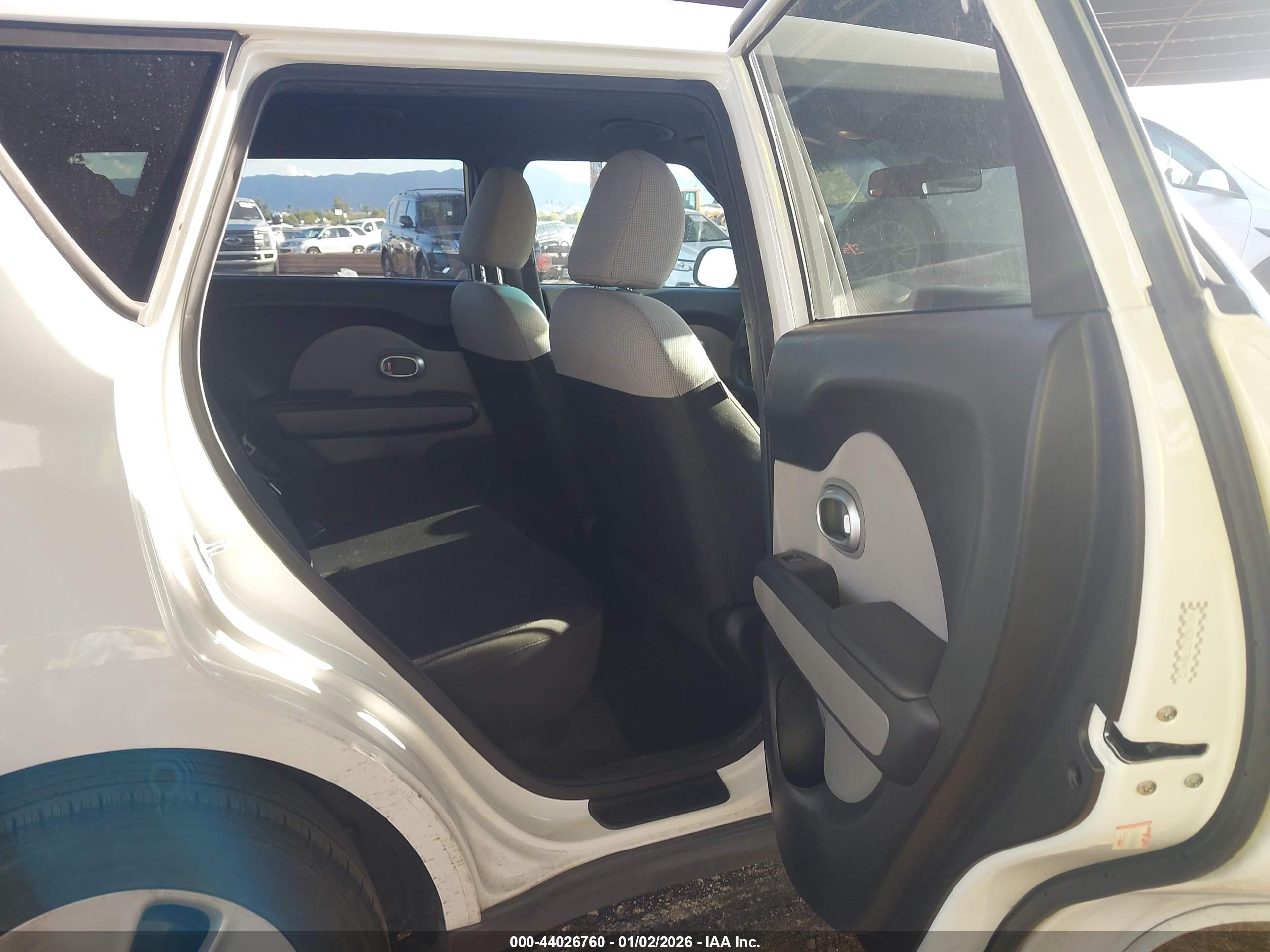 KIA SOUL image 8