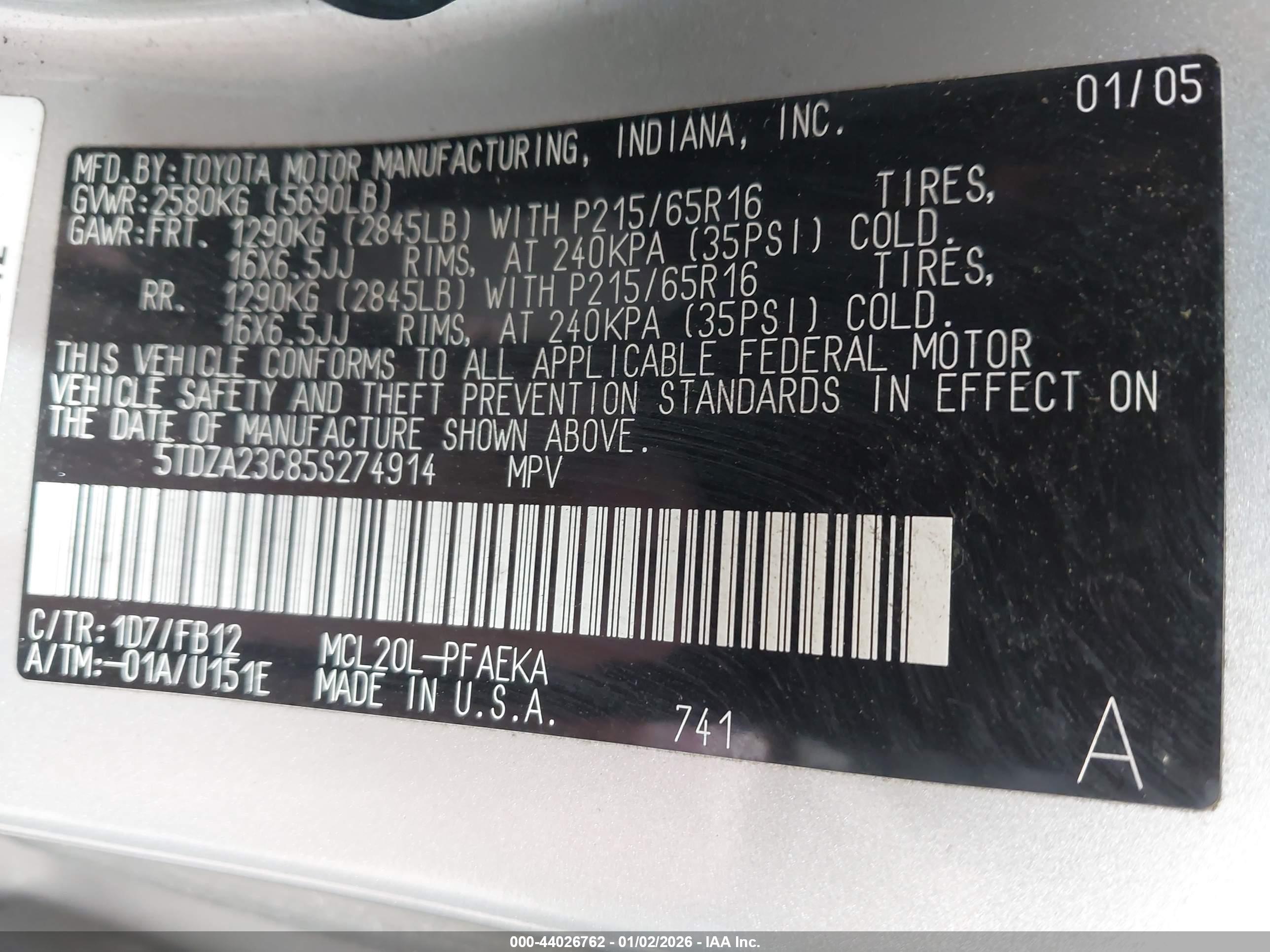 TOYOTA SIENNA image 9