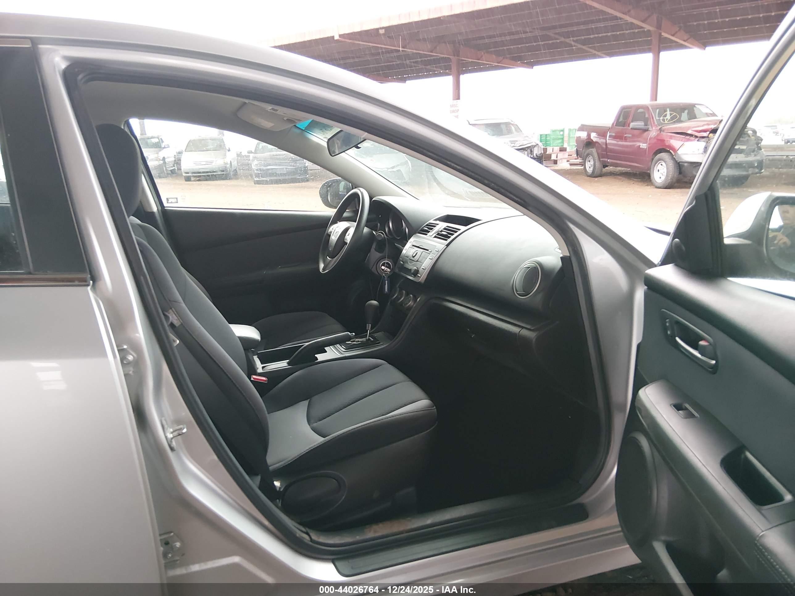 MAZDA MAZDA6 image 5