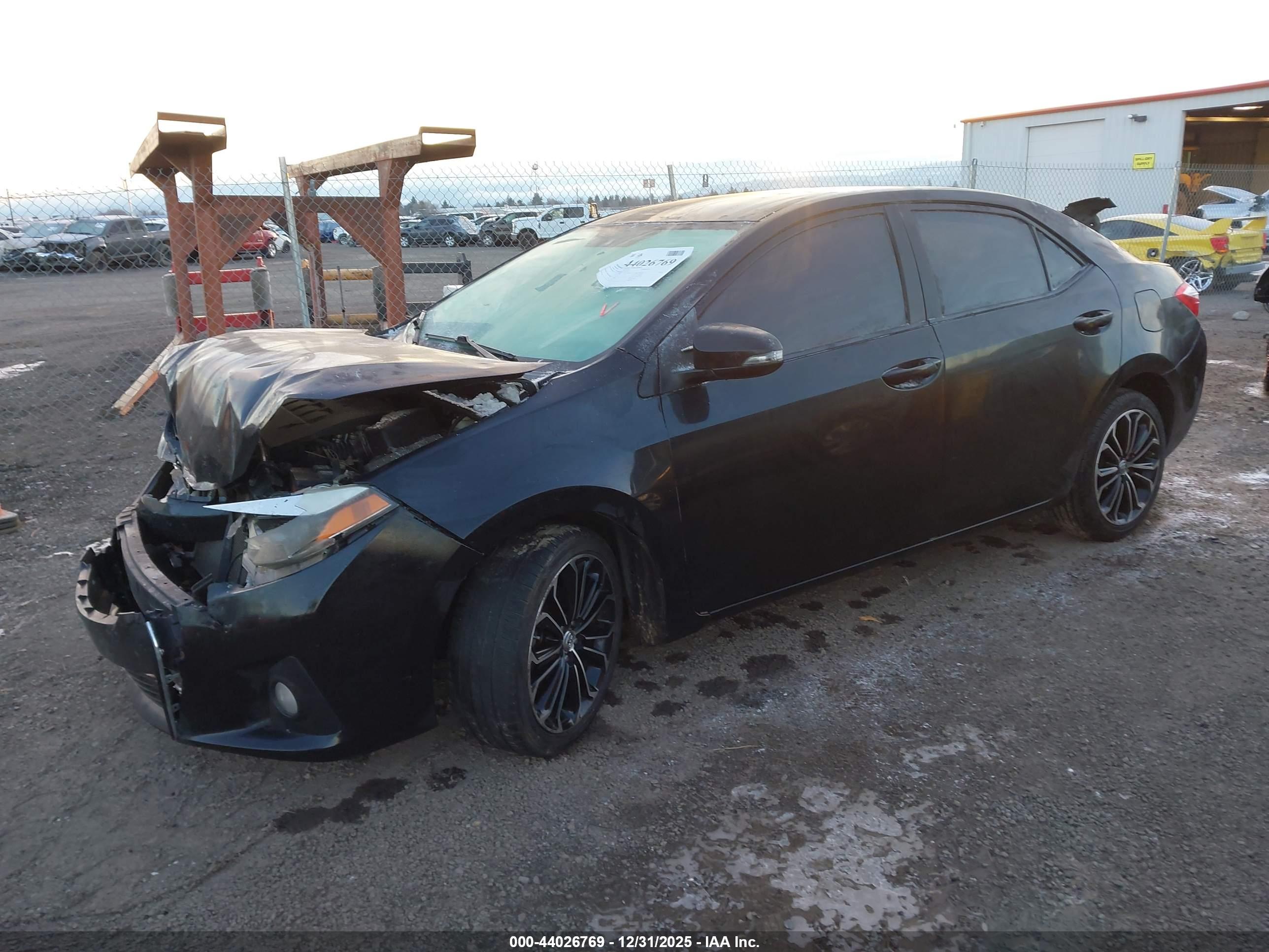TOYOTA COROLLA image 2