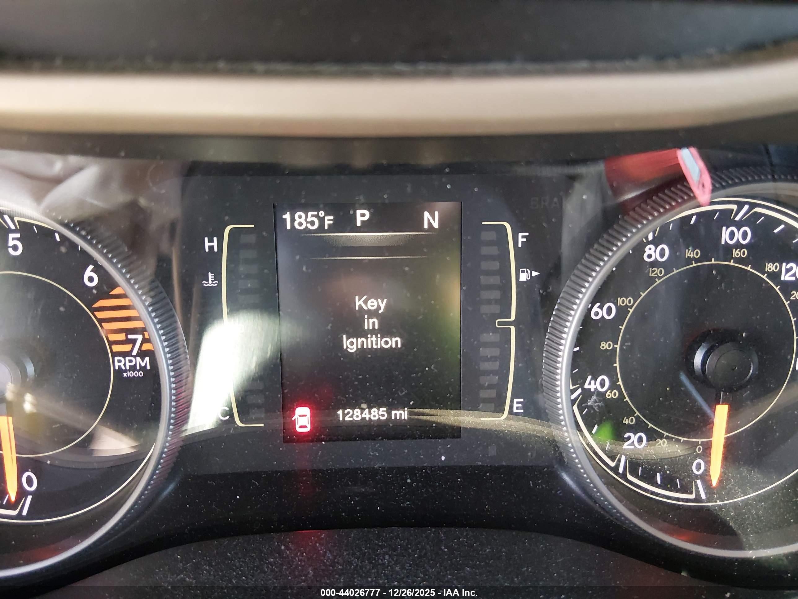 JEEP CHEROKEE image 7