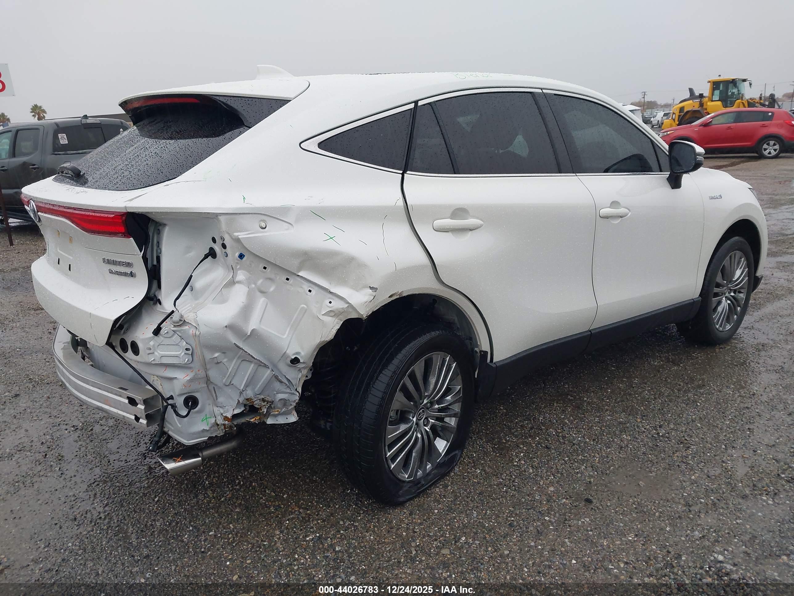 TOYOTA VENZA image 4