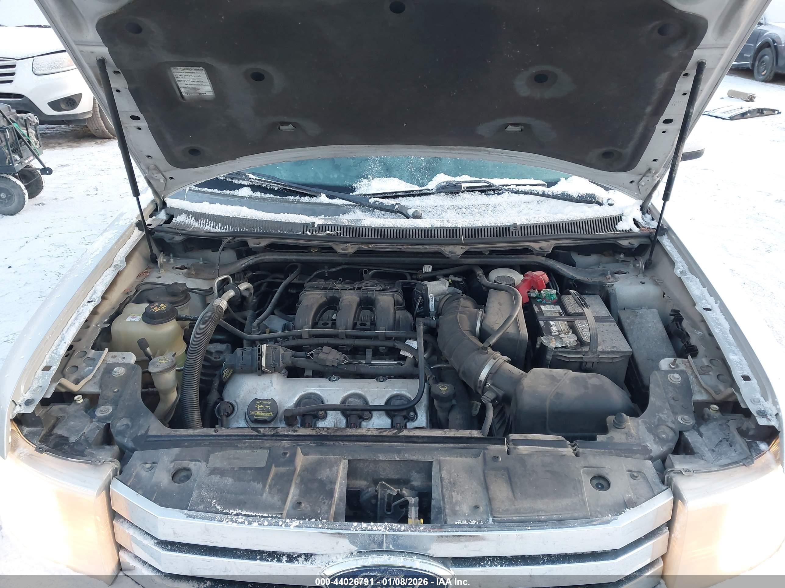 FORD FLEX image 10