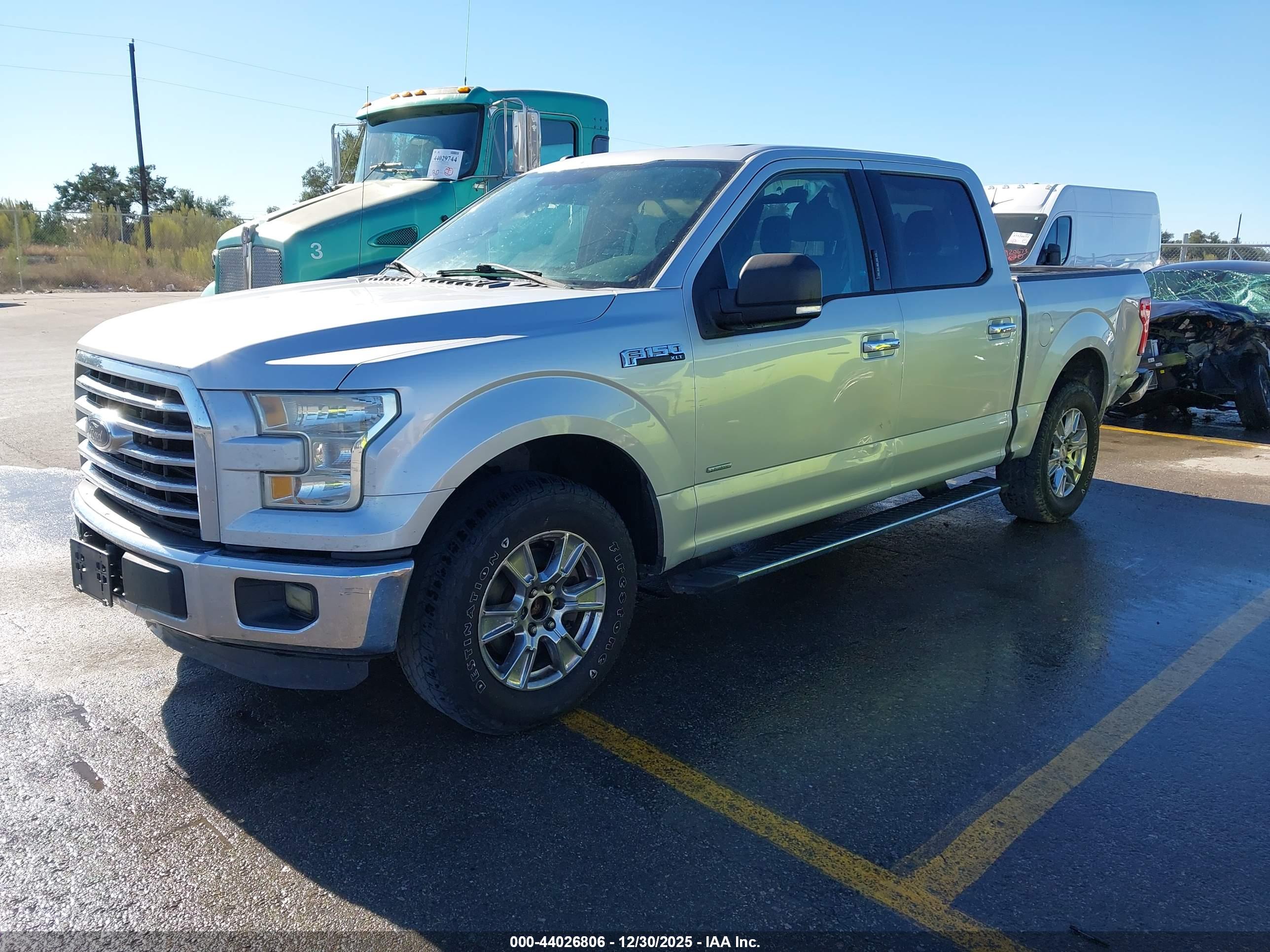 FORD F-150 image 2