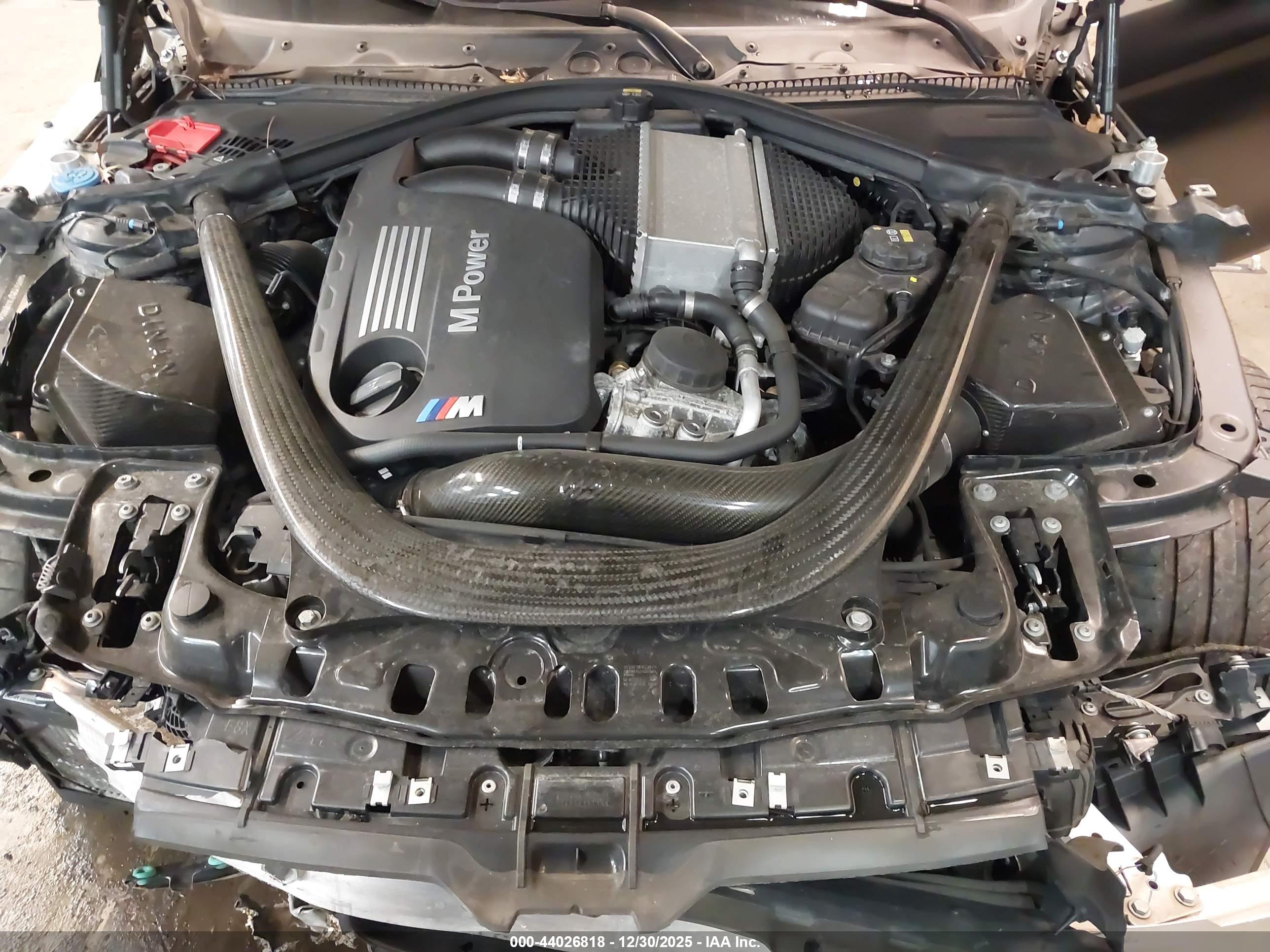 BMW M4 image 10
