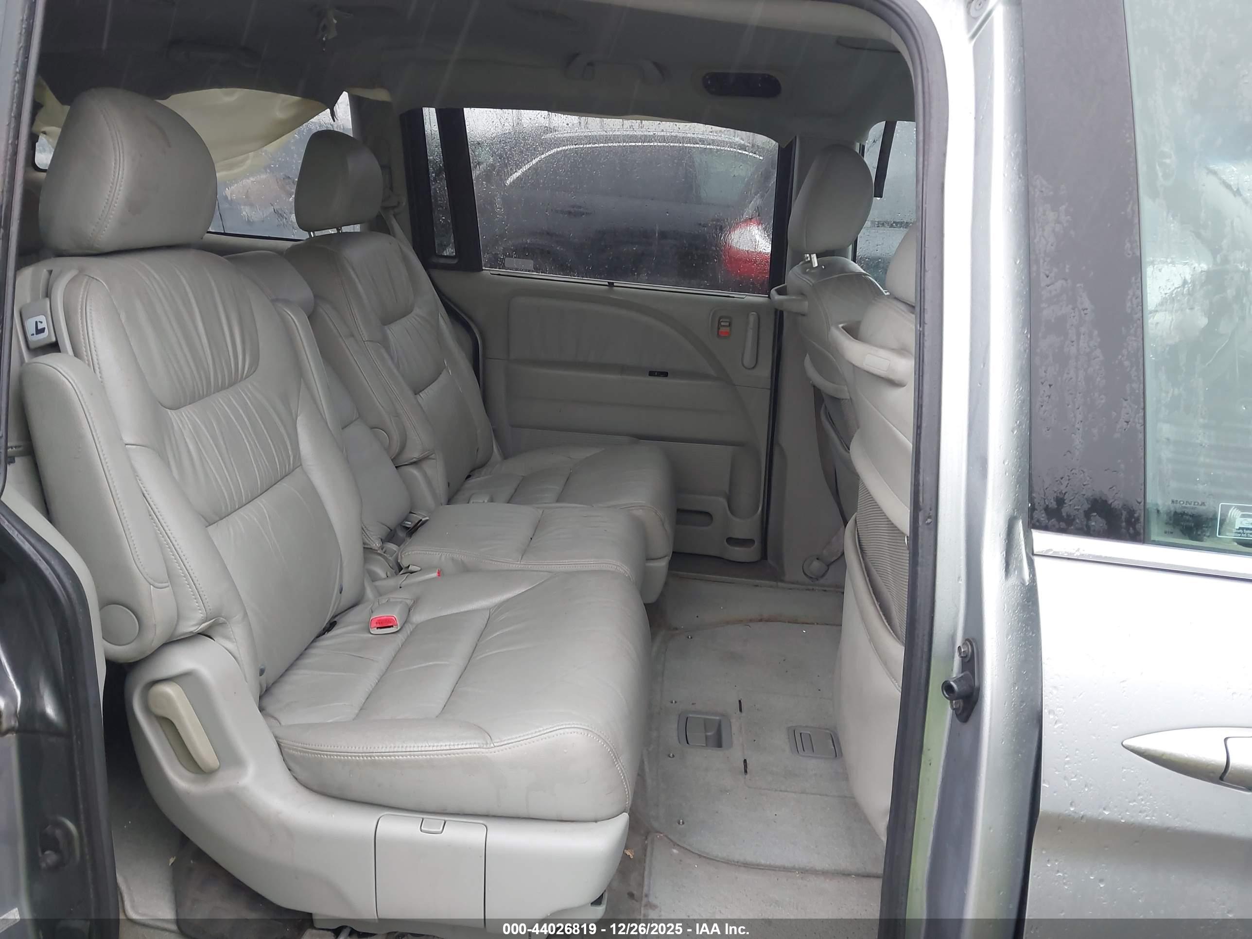 HONDA ODYSSEY image 8