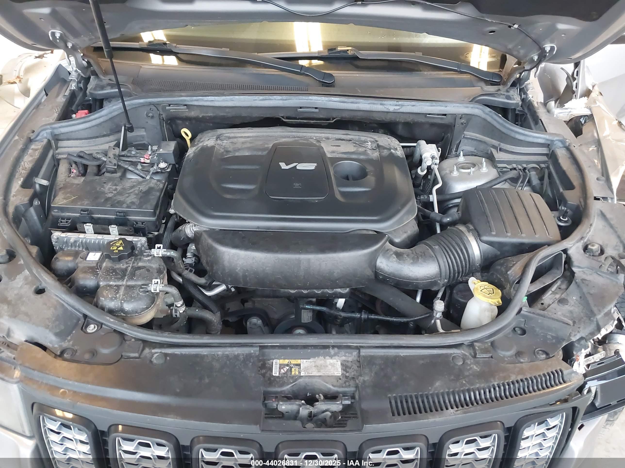 JEEP GRAND image 10