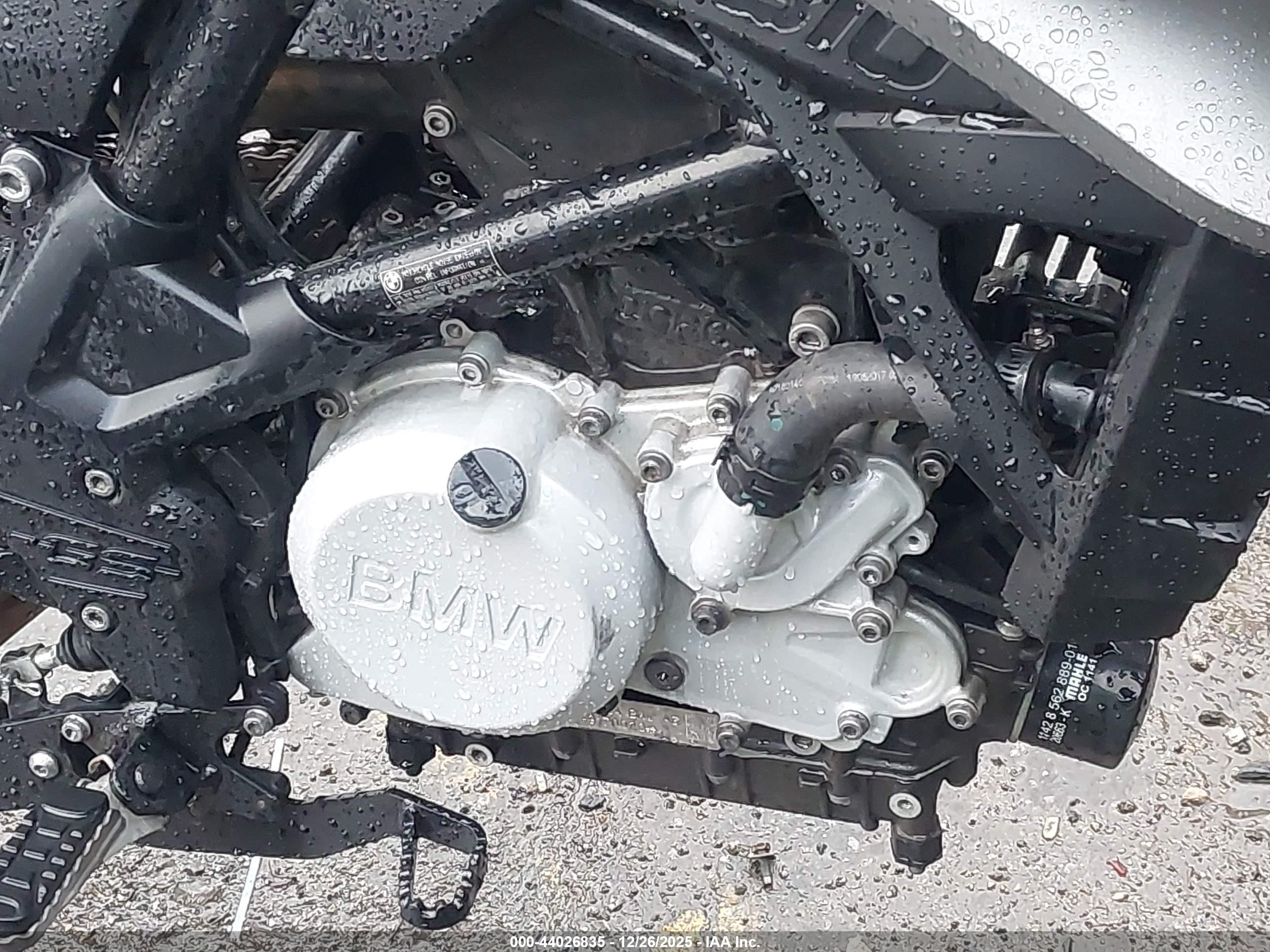 BMW G310 image 8