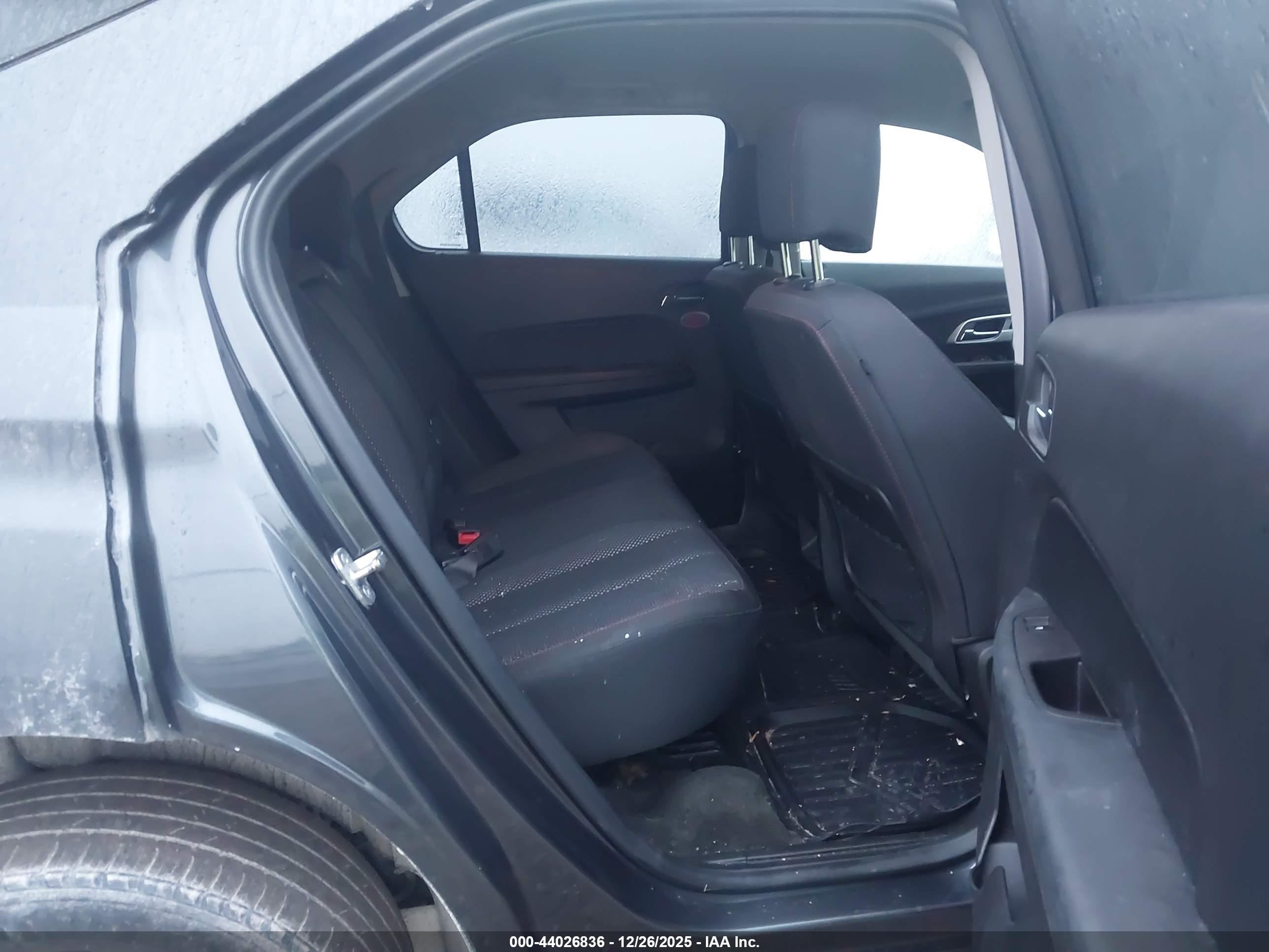 CHEVROLET EQUINOX image 8