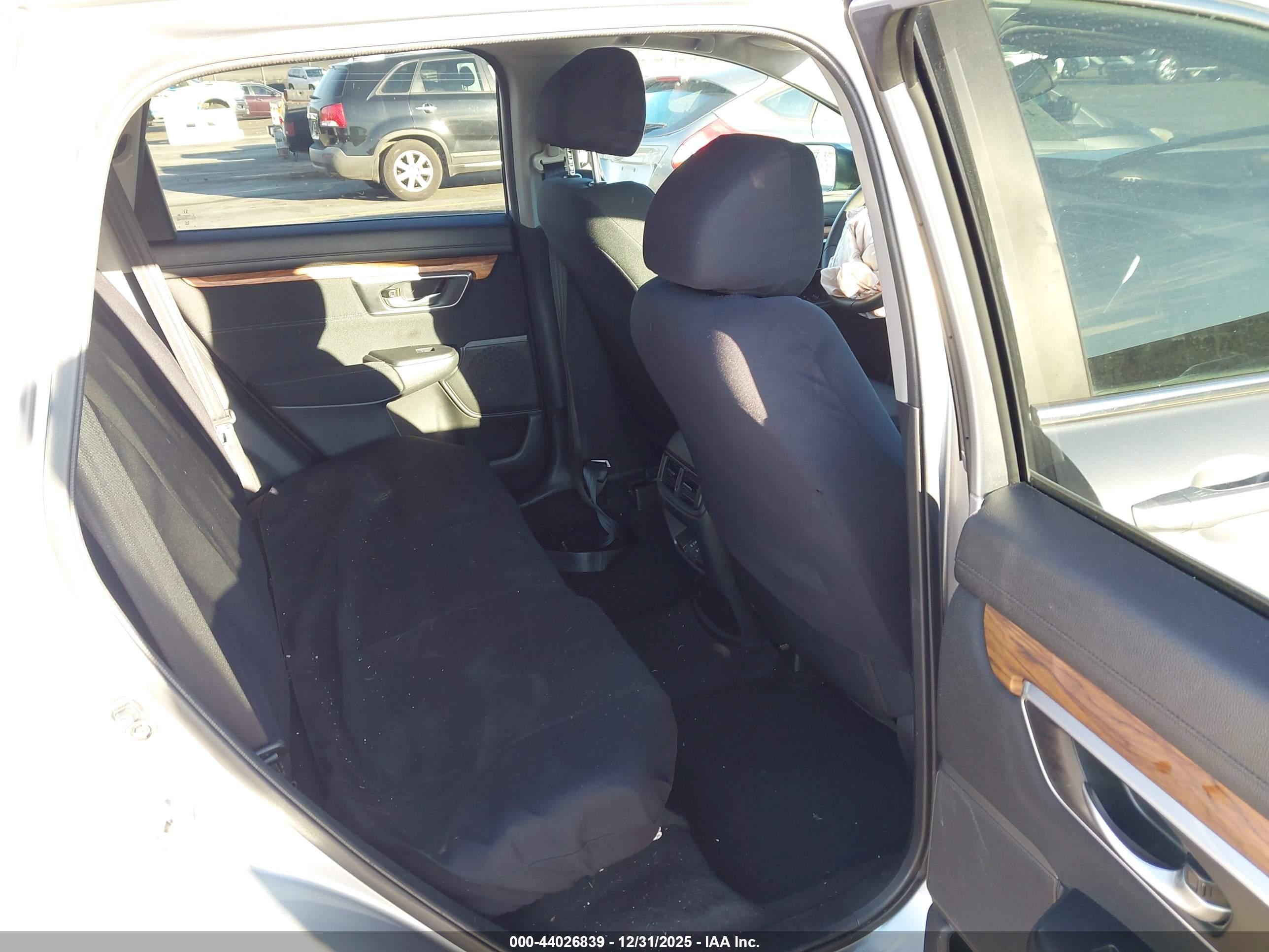 HONDA CR-V image 8