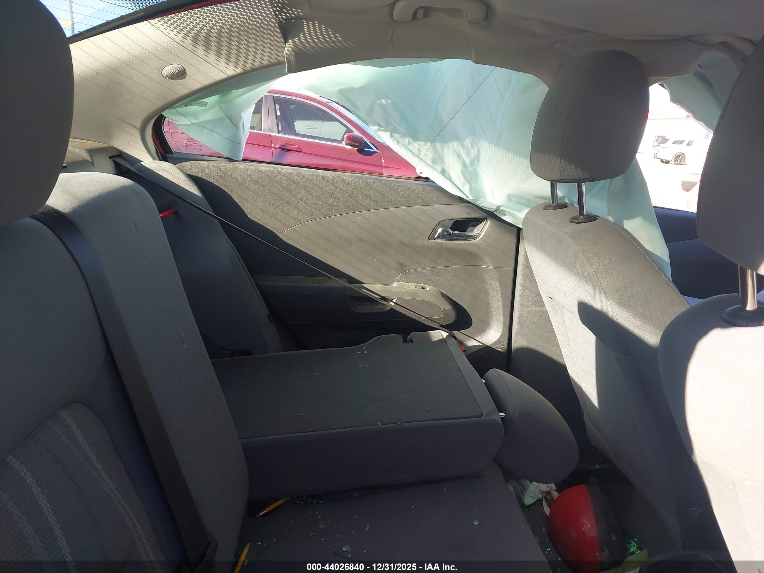 CHEVROLET SONIC image 8