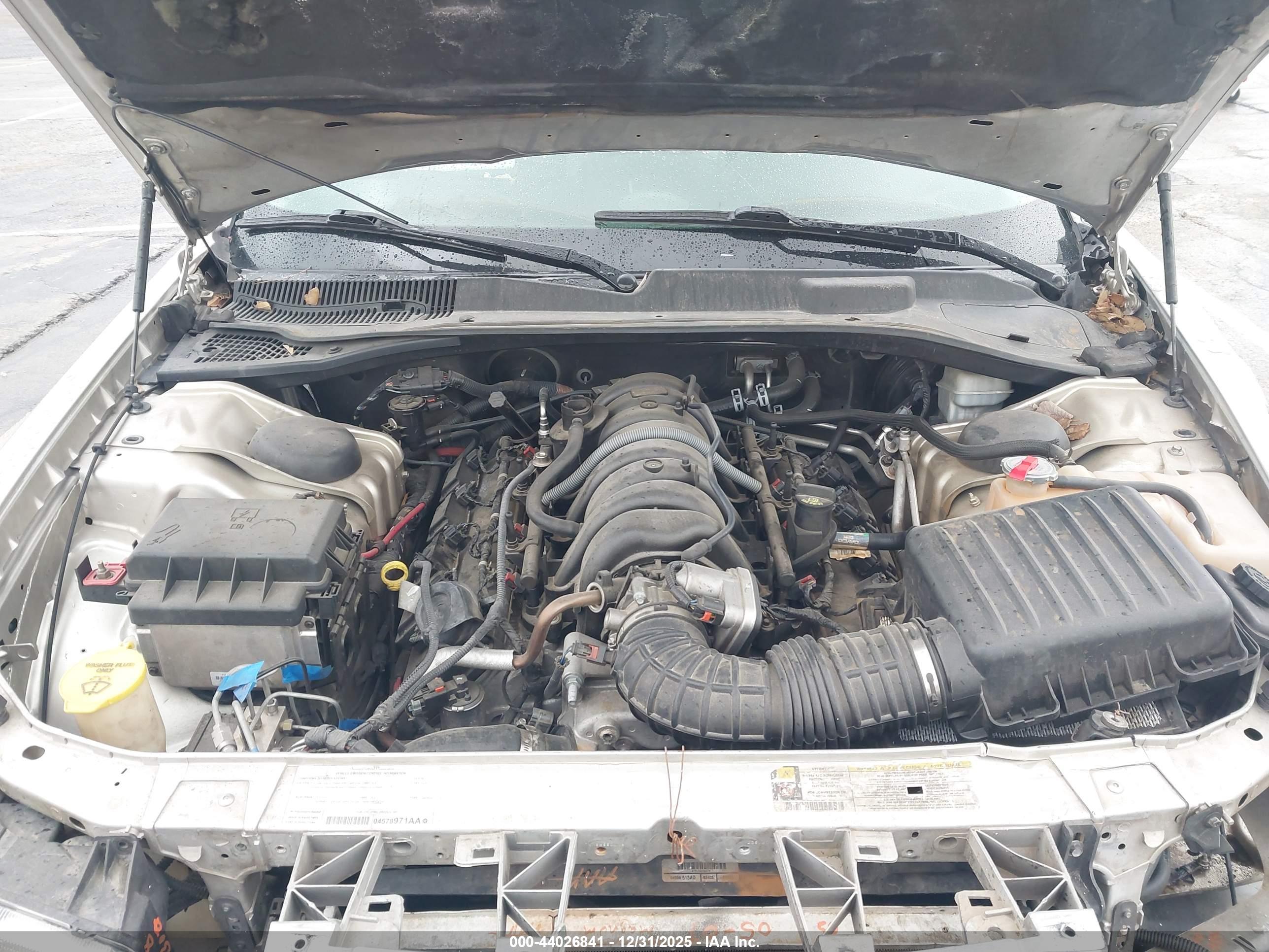 CHRYSLER 300C image 10