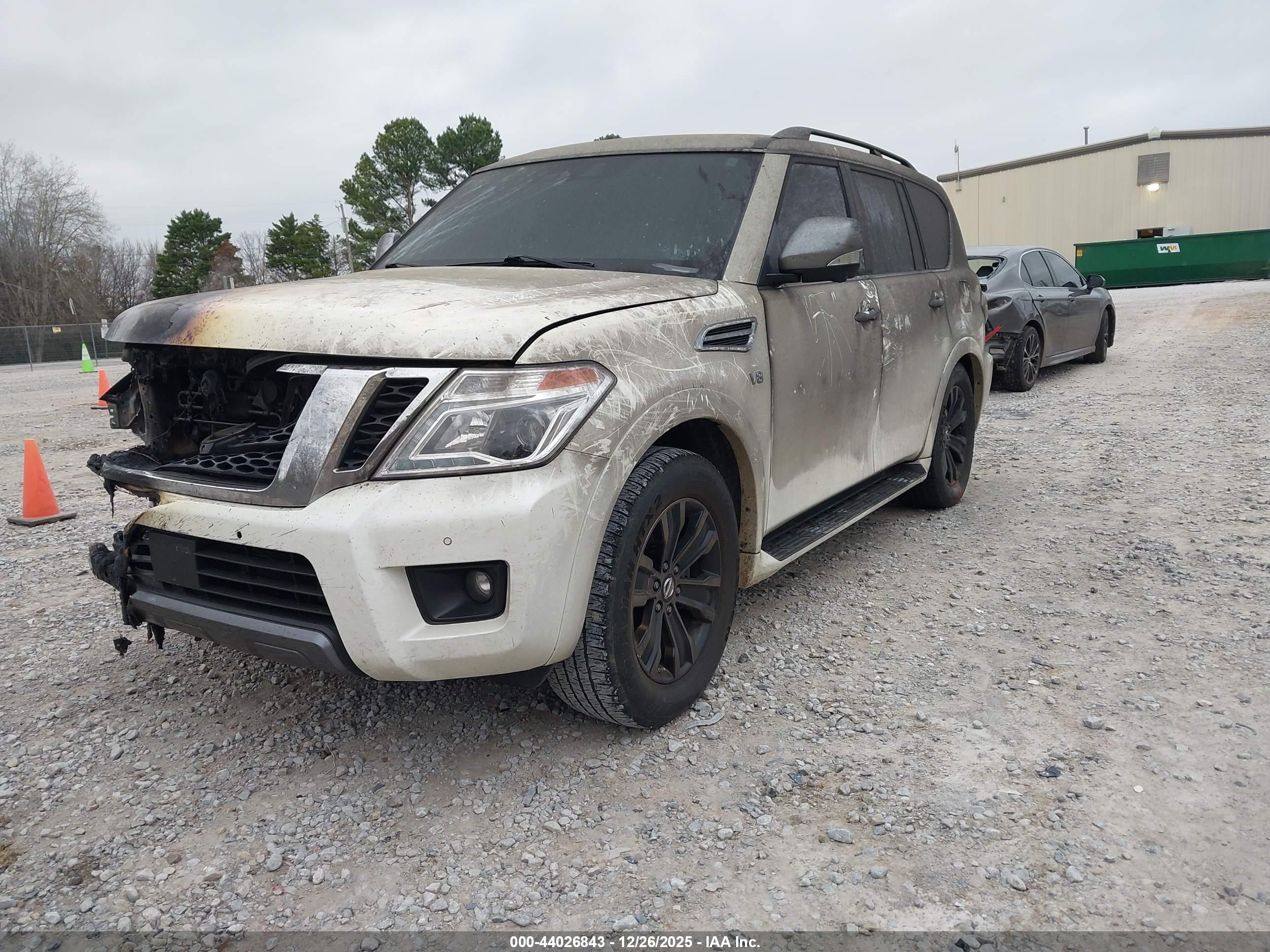 NISSAN ARMADA image 2