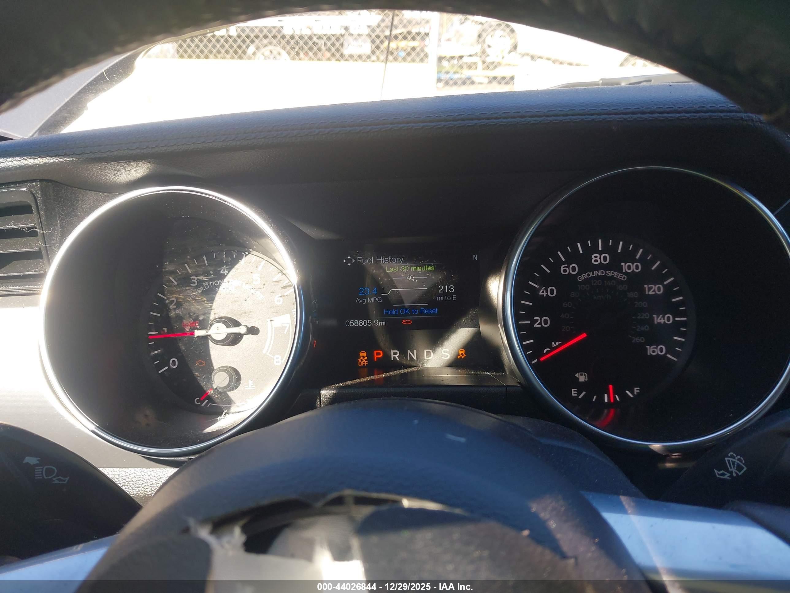 FORD MUSTANG image 7